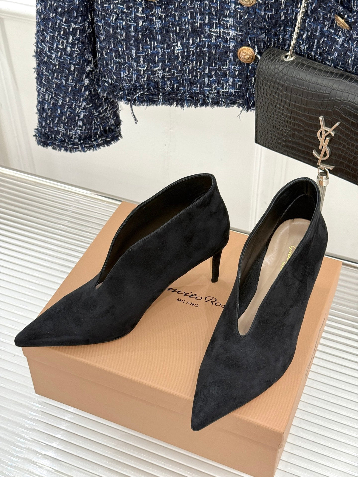 GR 26s Vania Pumps 9cm Black Suede 175091