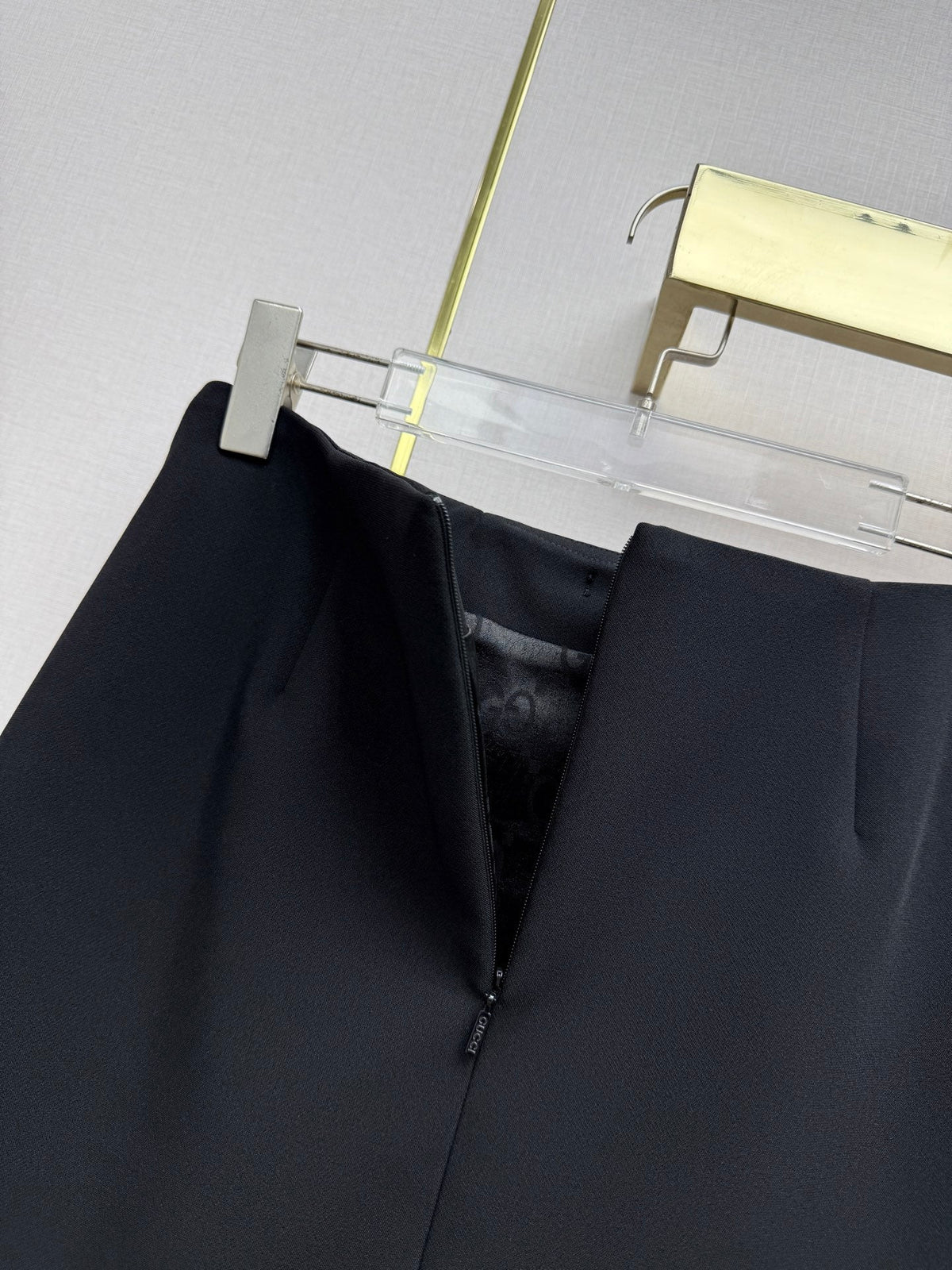 GG 26SS Mini Skirt Double G Metal Buttons 437645