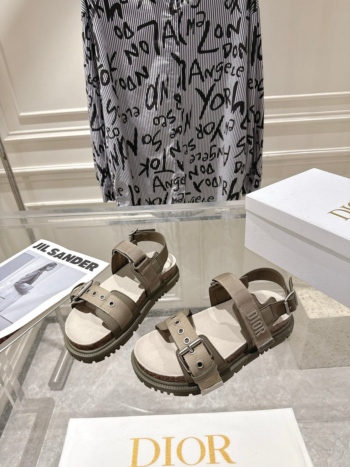 CD 26s Buckle Sandals Khaki Canvas 284195