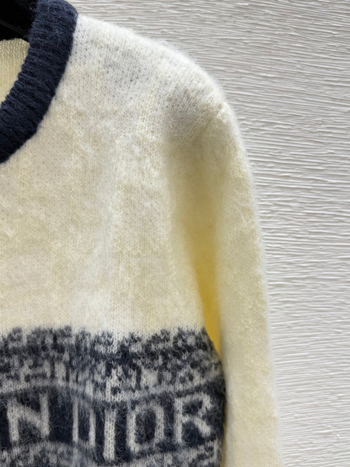 CD 26FW Signature Stripe Knit Cardigan Wool 313308
