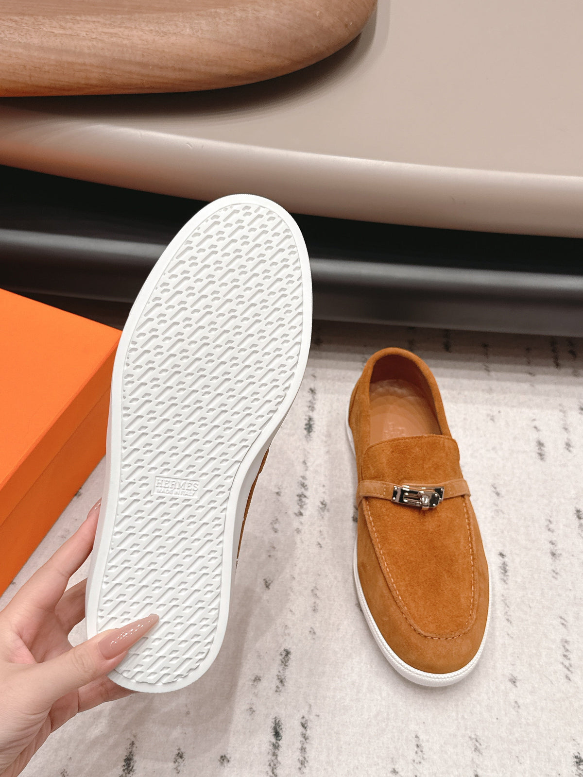 HM 26S Kelly Paris Loafers Orange Suede Silver Hardware