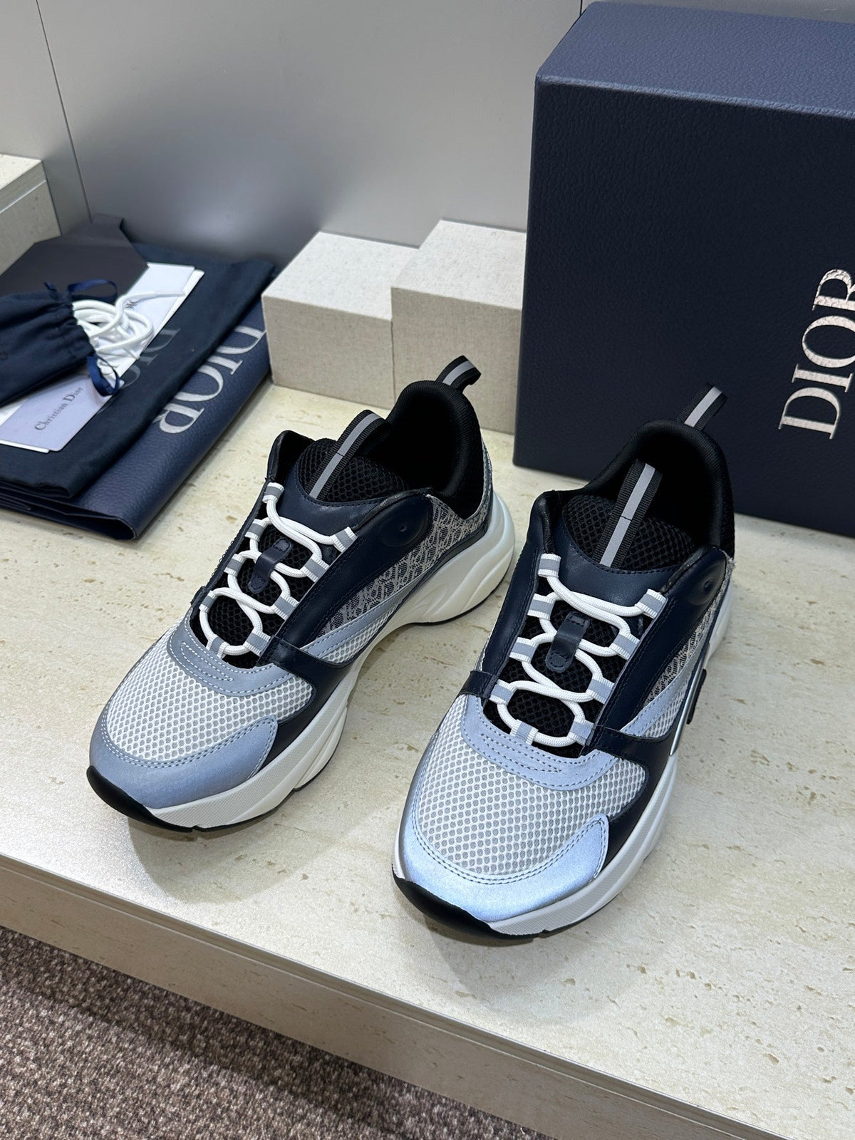 CD 26s Men B22 Sneakers Grey Blue Oblique Jacquard Canvas 835214