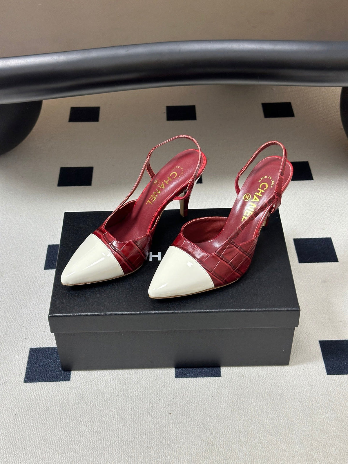 Chanel 26s Pointed Toe High Heel Slingbacks 8.5 Cm Dark Red Mix White Lambskin