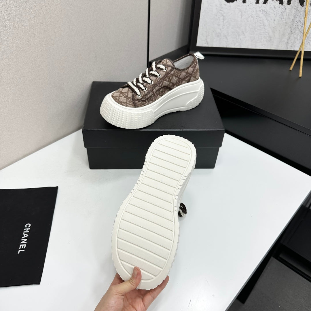 CC 26S Chunky Sneakers in Brown Diamond-Patterned Woven Fabric