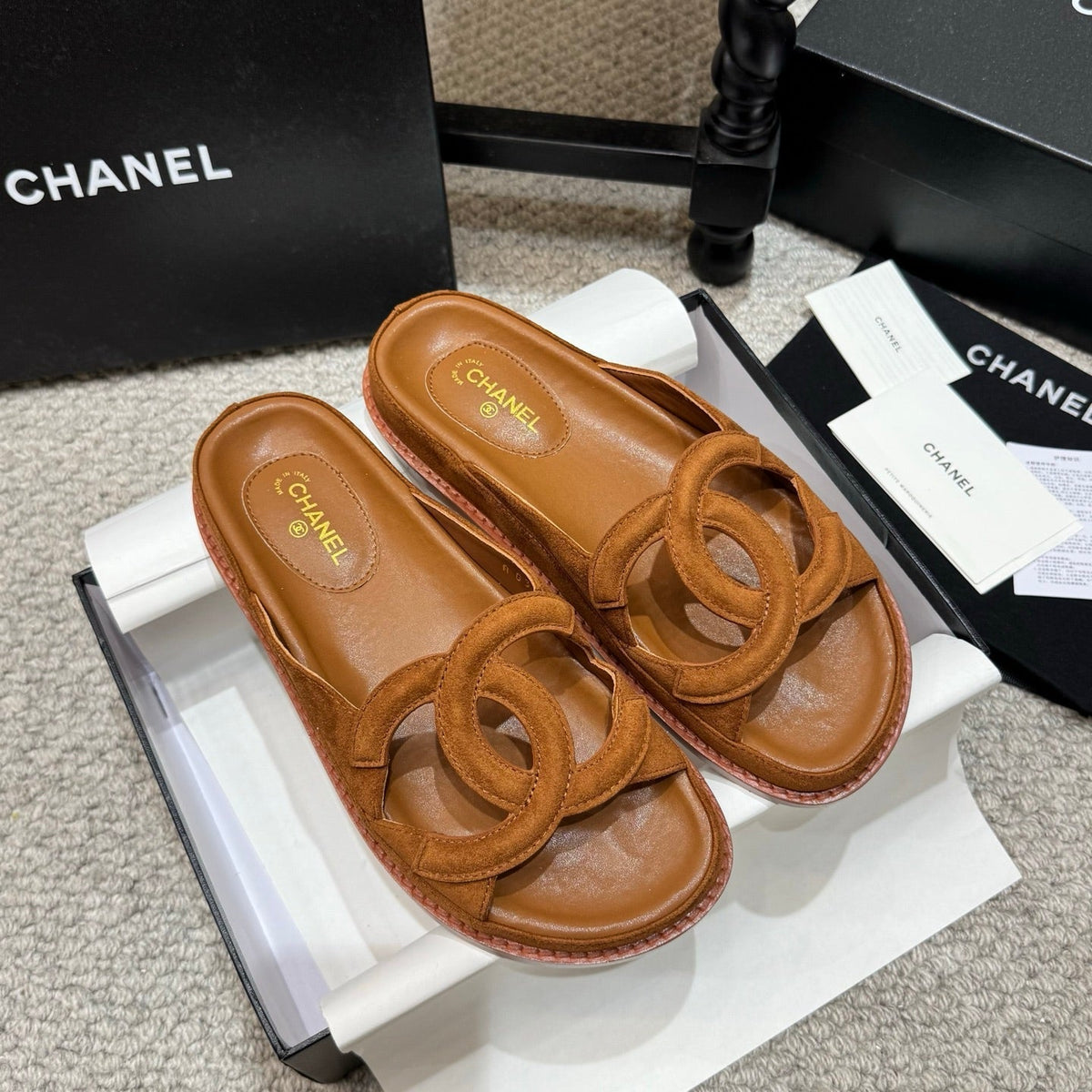 CC Classic Summer Beach Sandals Suede 157337