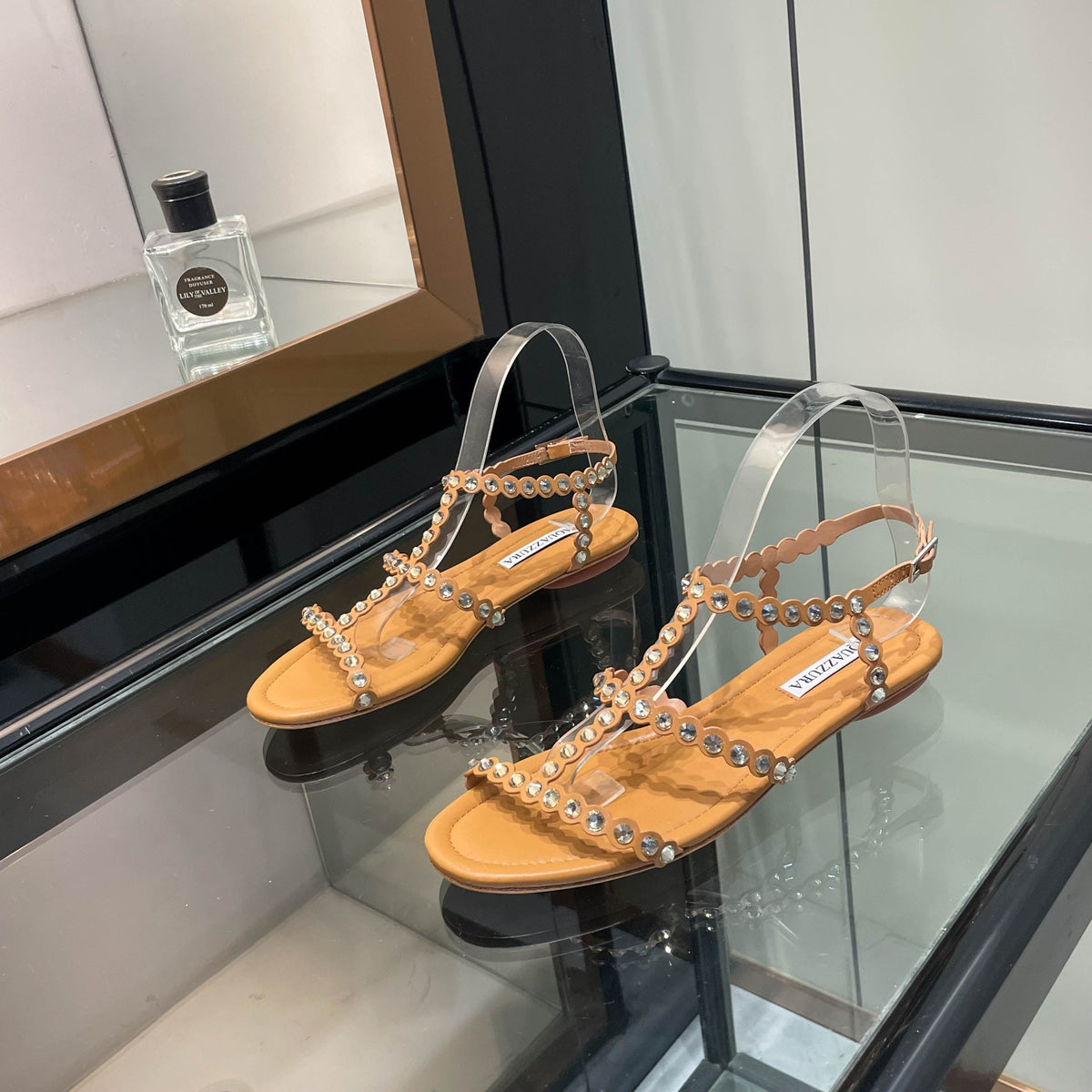 Aquazzura 26s Flat Sandals Camel Calfskin Crystal Embellished 492715