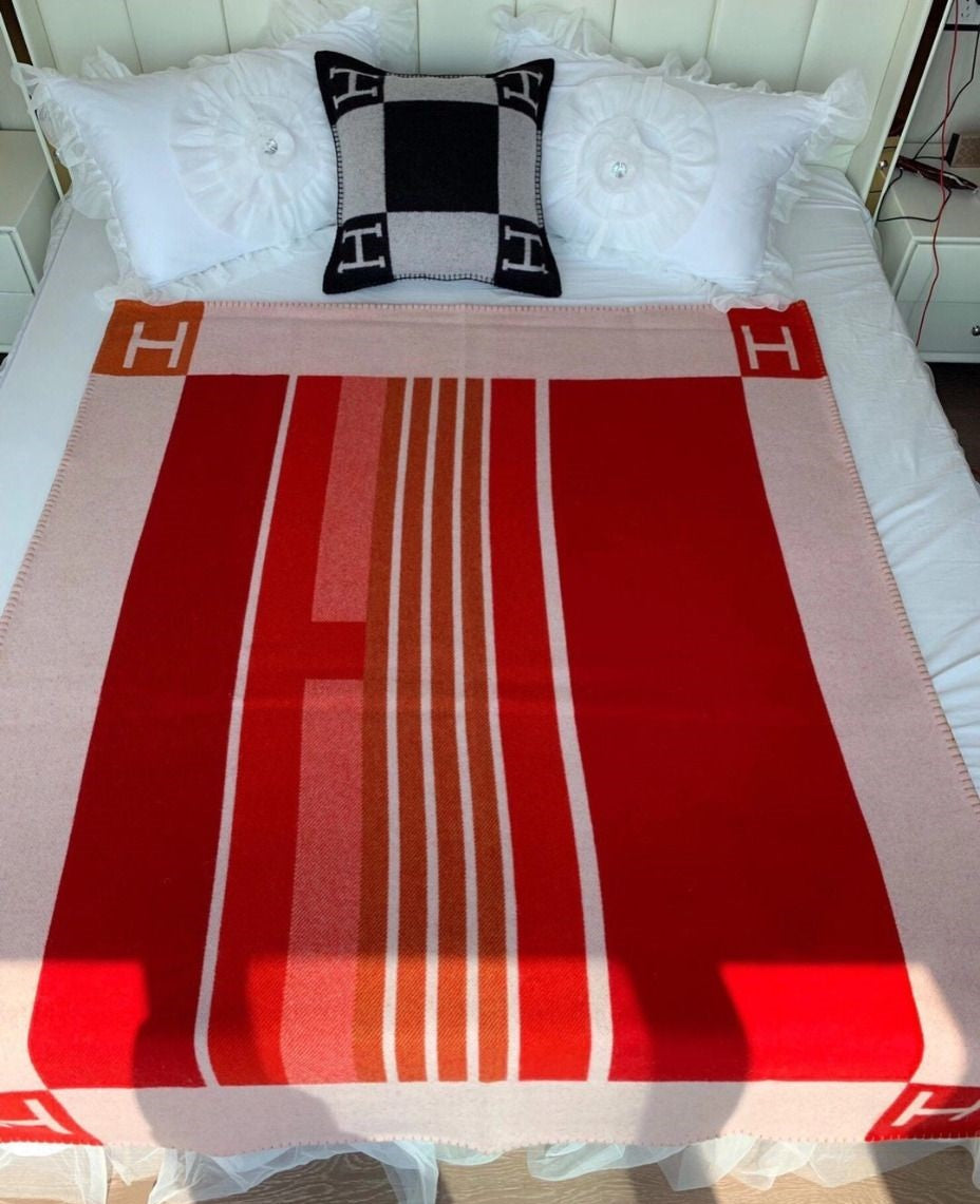 HM Avalon Throw Blanket Red Wool Cashmere