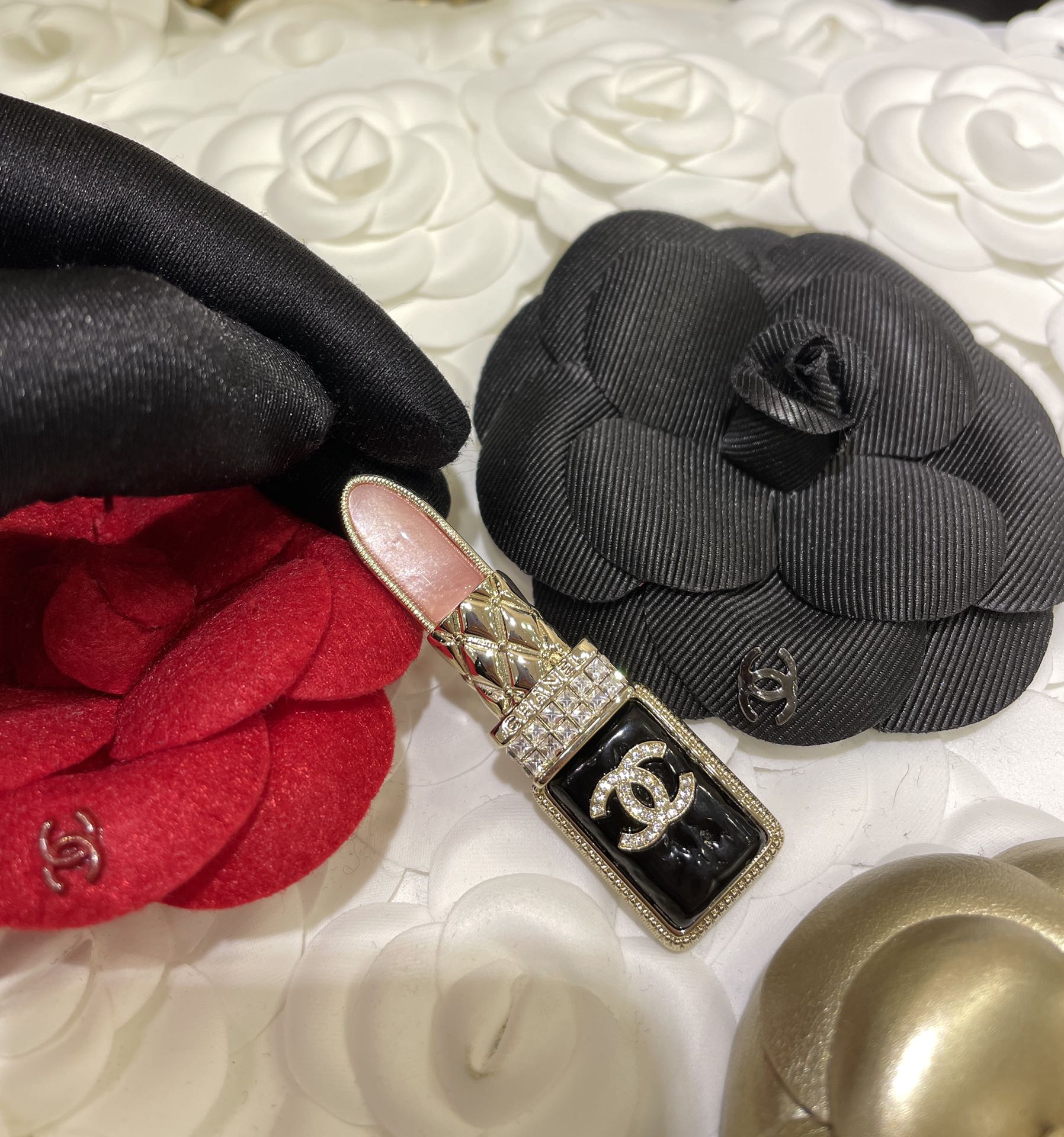 CC Brooch Gold 159497