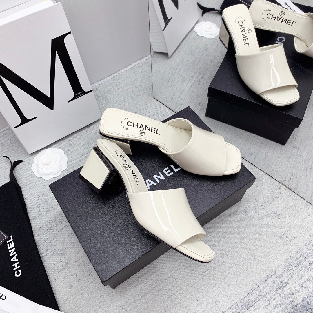 CC 26s Mules Sandals Patent Leather 162898