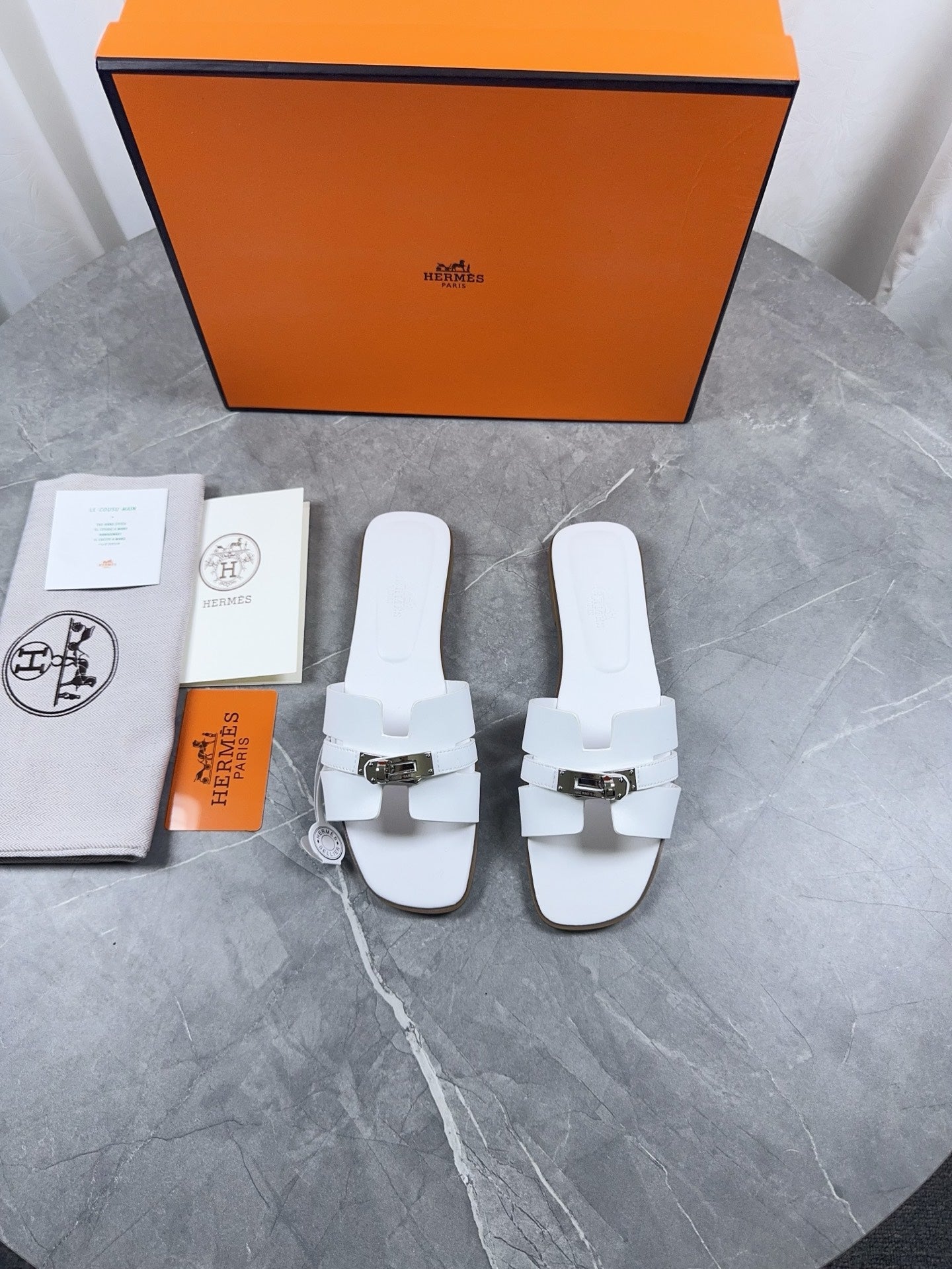 HM Oran Sandal with Kelly Buckle 936539