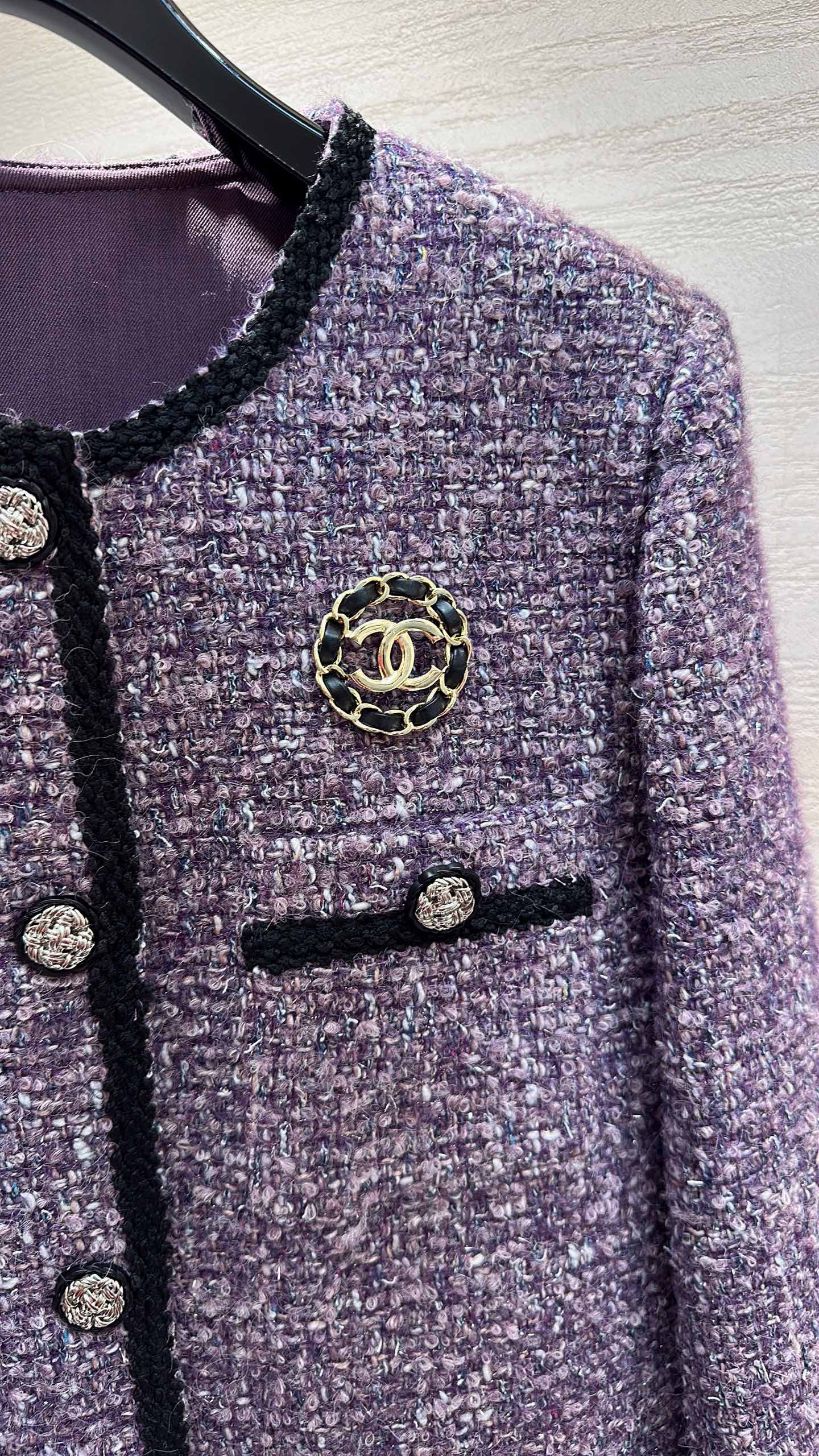 CC Rhinestone Pocket Jacket Gold Buttons Grape Purple Tweed 415599