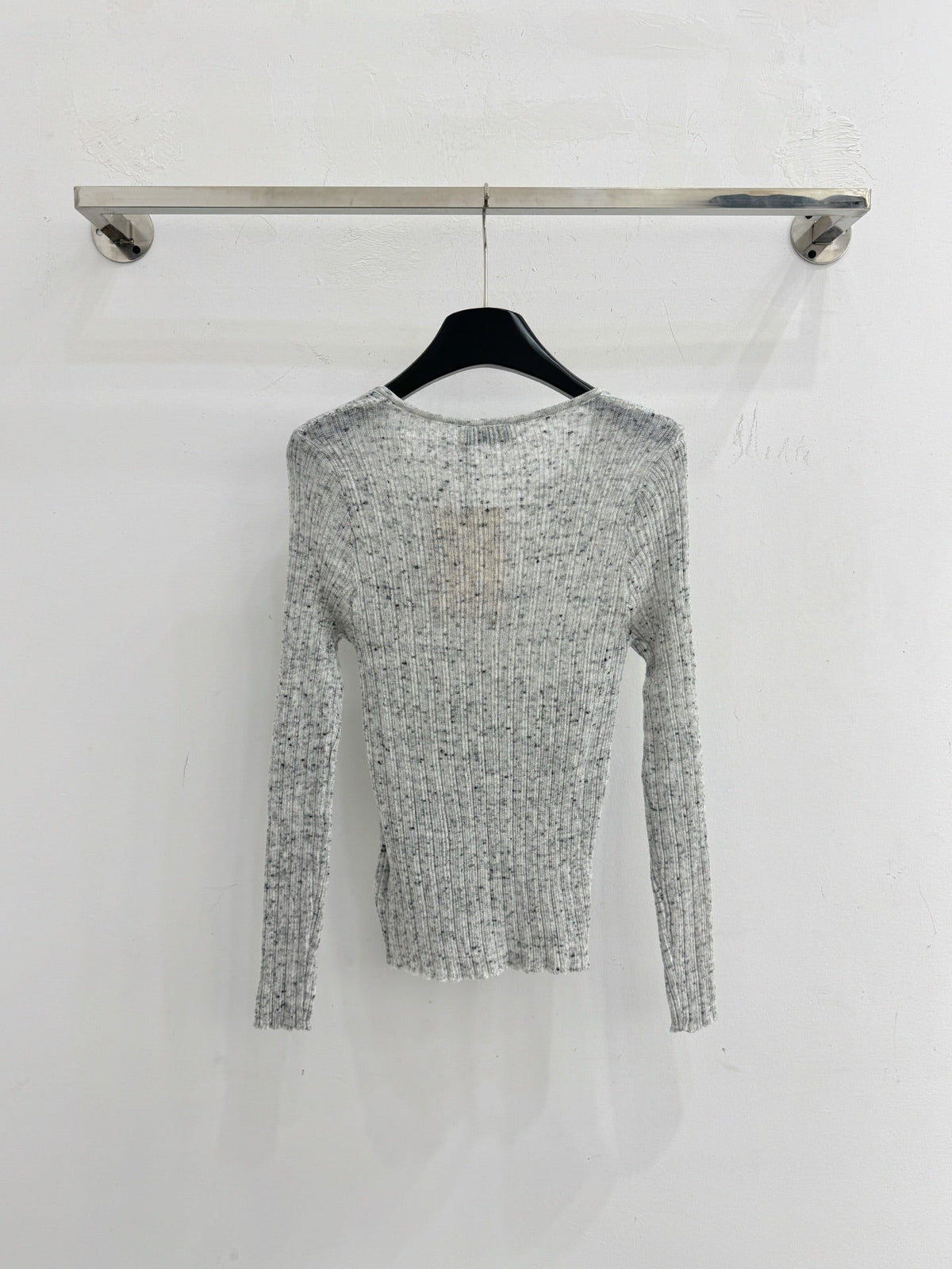 Miu Logo Patch V-Neck Sweater Wool 791168