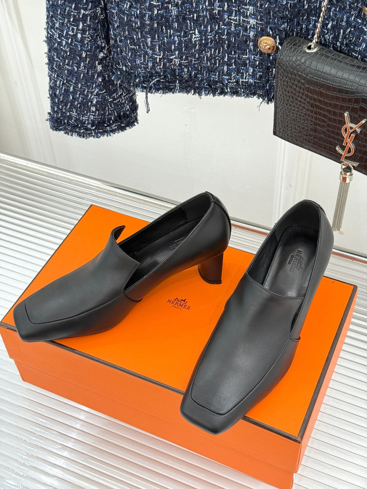 Hermes 26s Jada Pumps 6cm Leather 174795