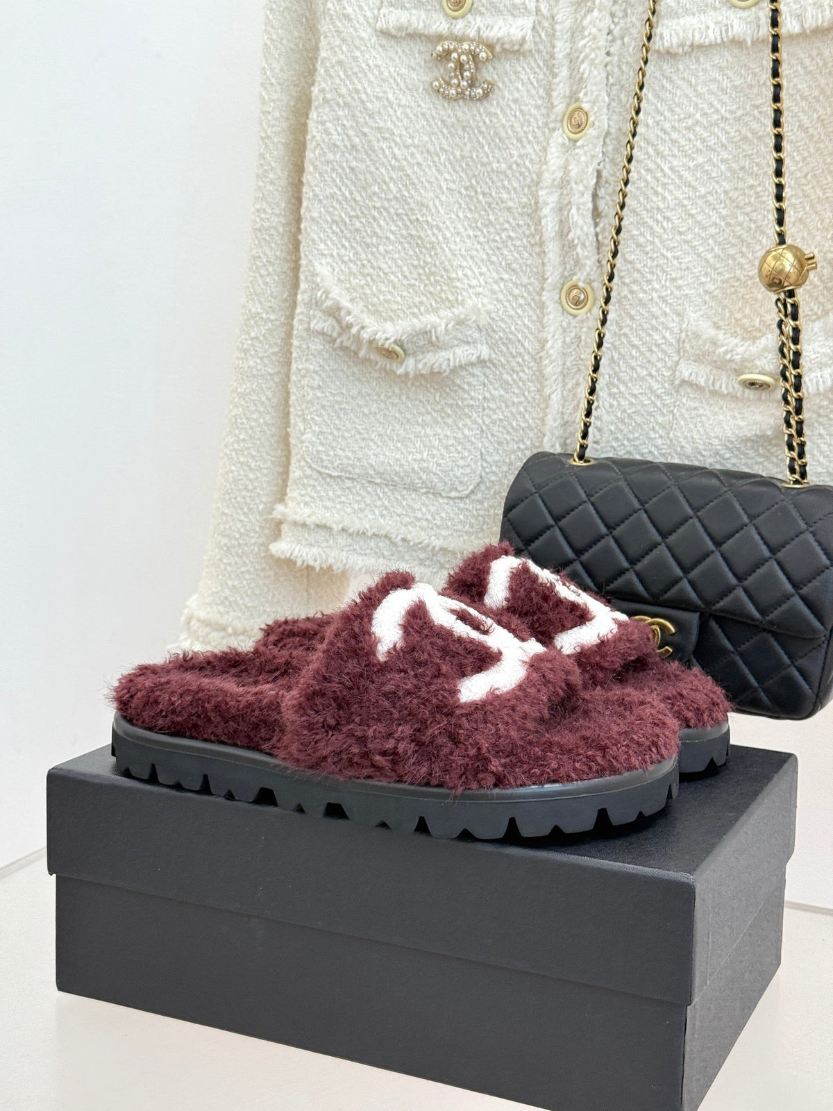 Chanel FW26 Double C Fur Slides Burgundy Fur 188164