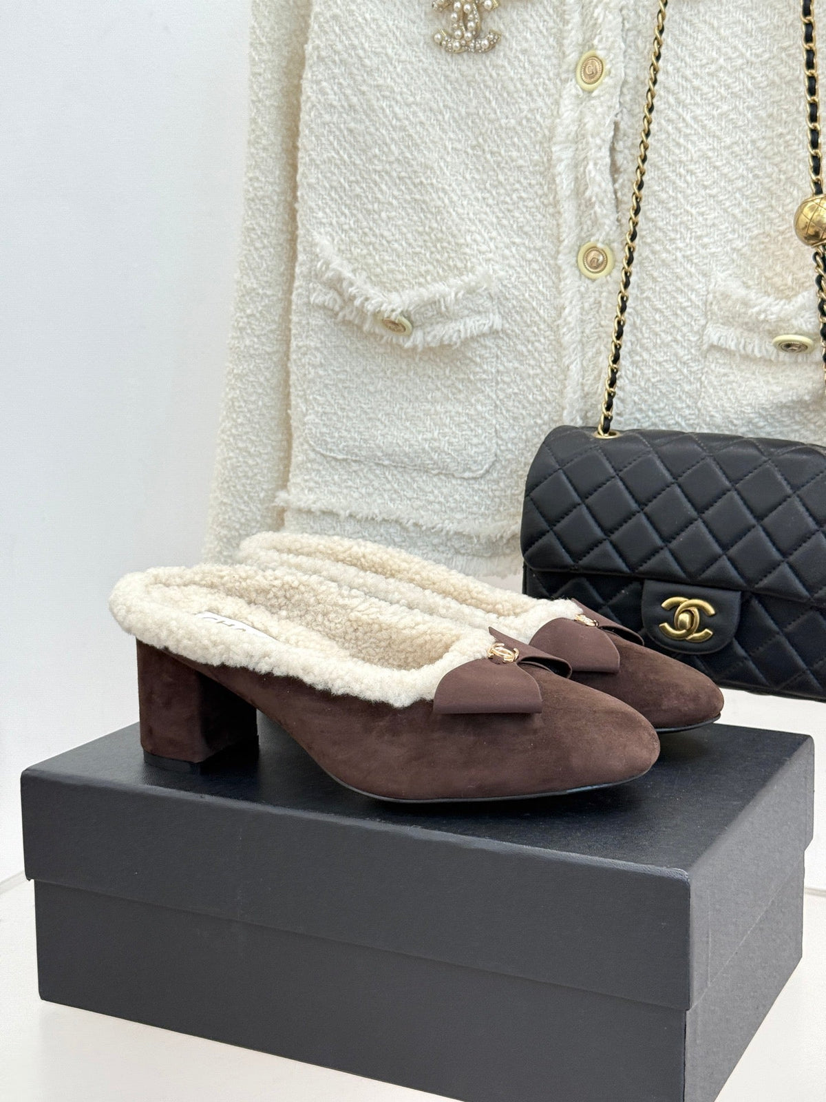 Chanel FW26Bow Mules Heeled Sandals Leather Suede Shearling 188192