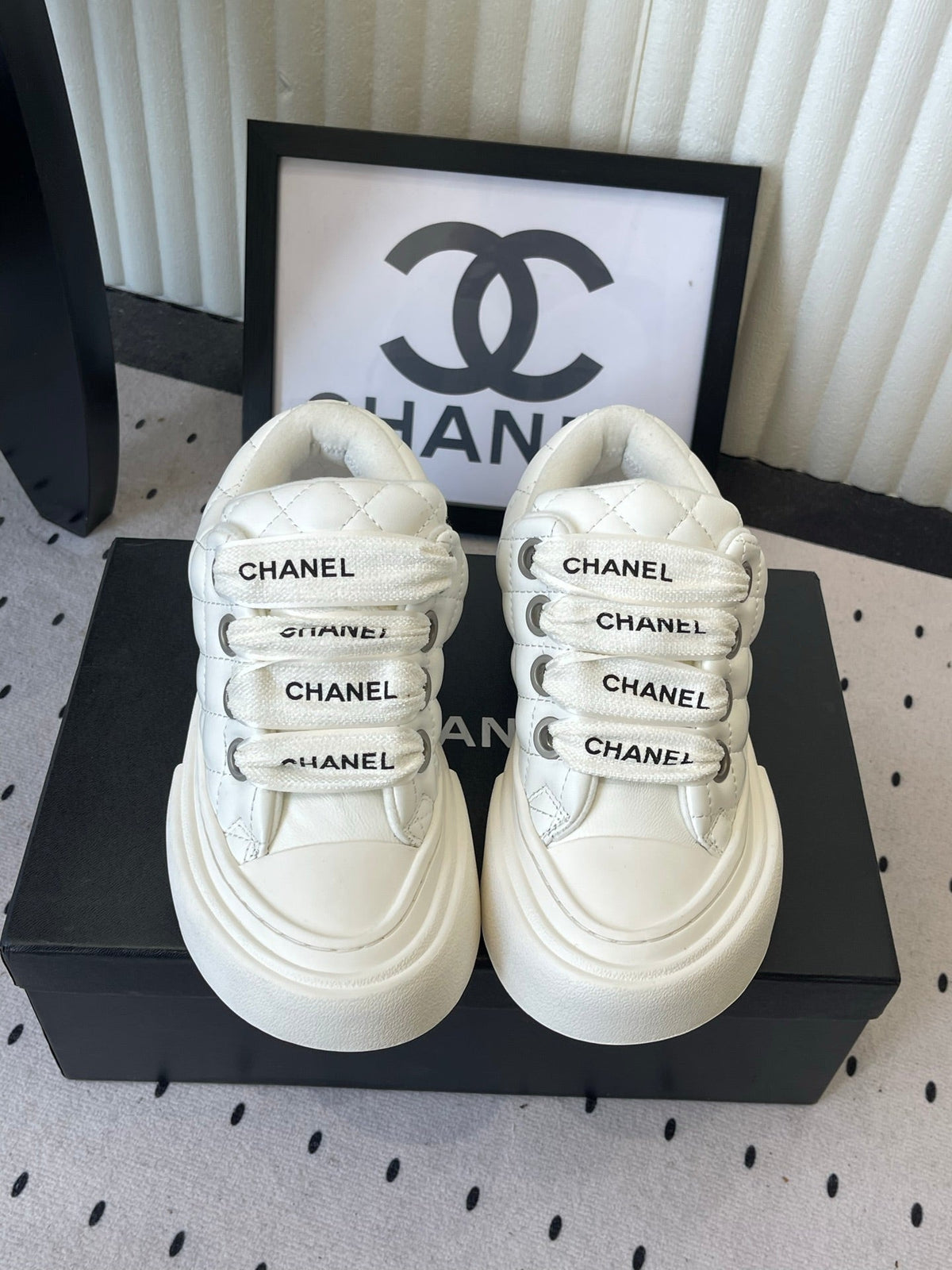 Chanel 26C Cruise Resort Metallic Casual Sneakers 2.5cm Leather 189980