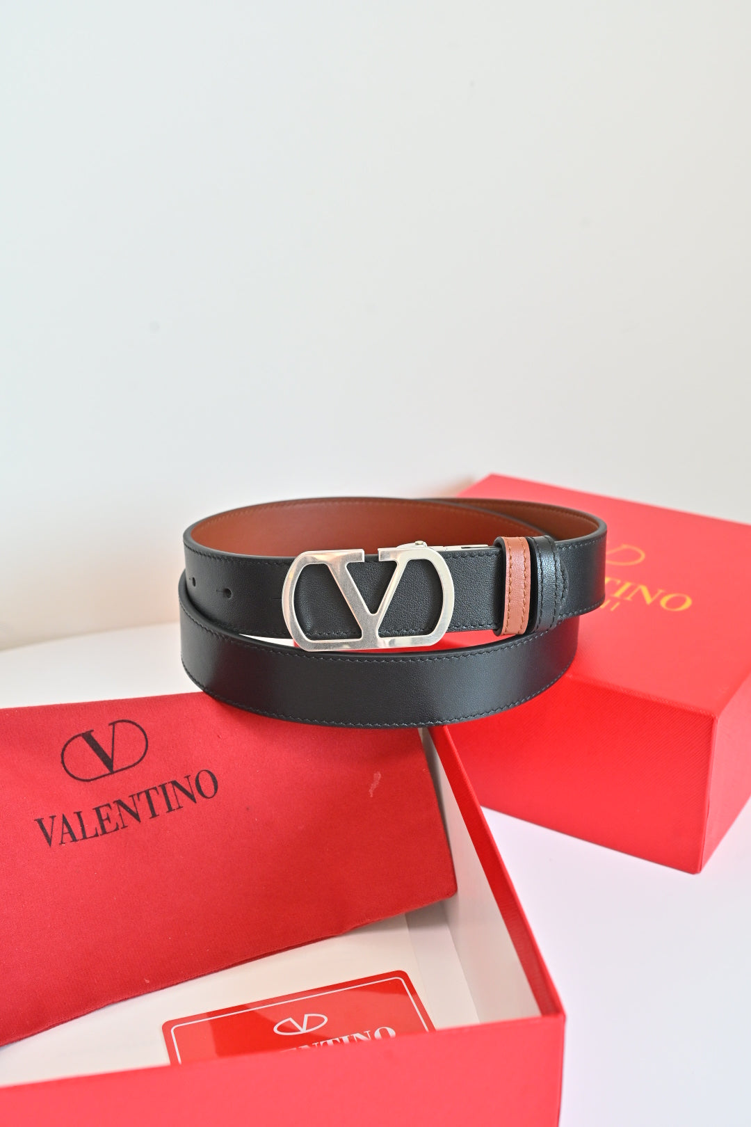 Valentino FW26 VLogo Reversible Belt 30mm Smooth Leather 219997