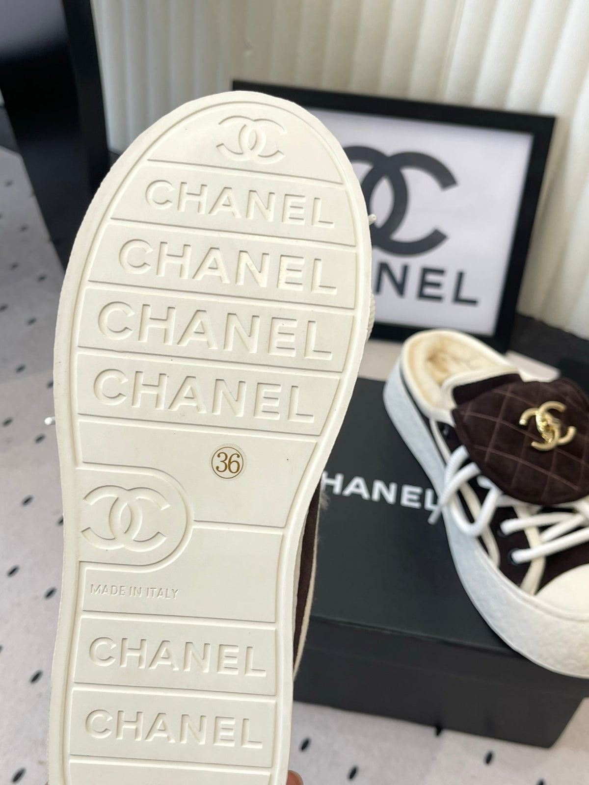Chanel 26s Backpack Buckle Casual Canvas Shoes Slippers 190038