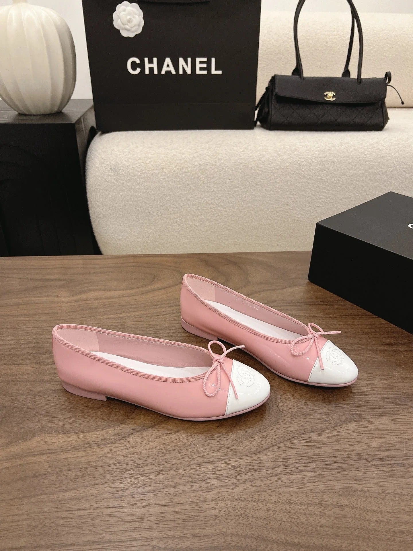 Chanel 2026 Ballet Flat Patent Leather 897526