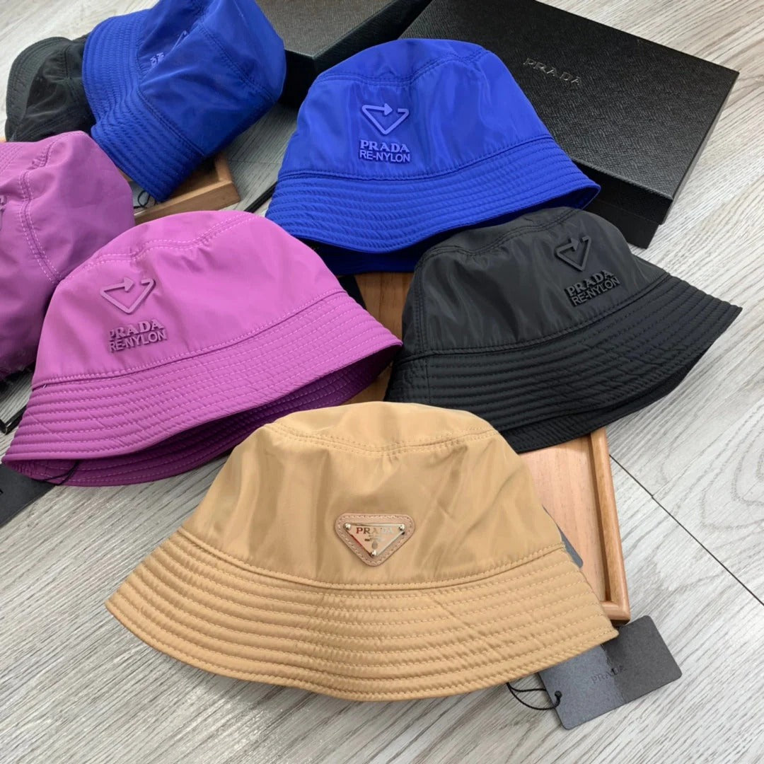BUCKET HAT IN BLACK RE-NYLON 234098