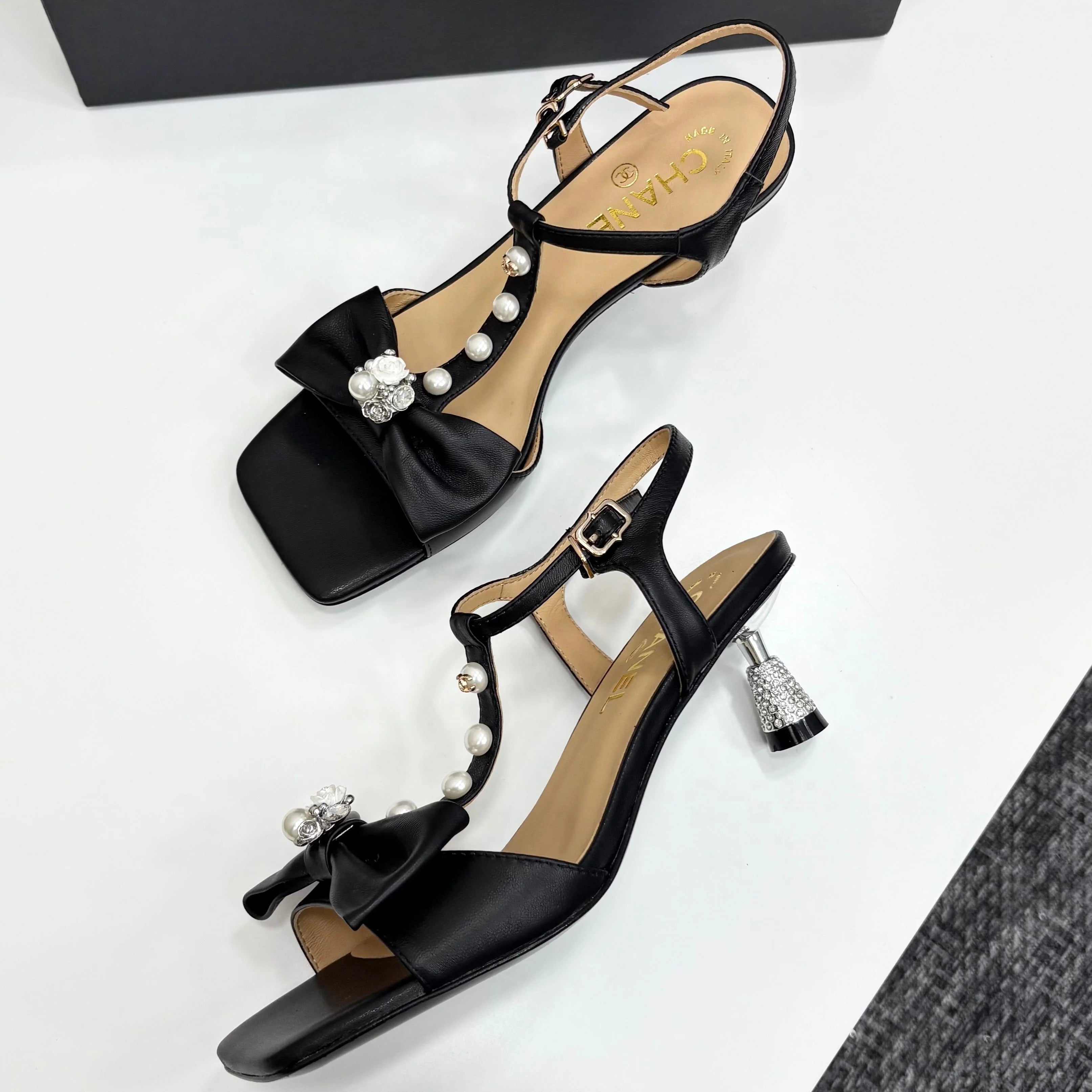CC 2026 Bow Pearl Sandal Black Sheepskin
