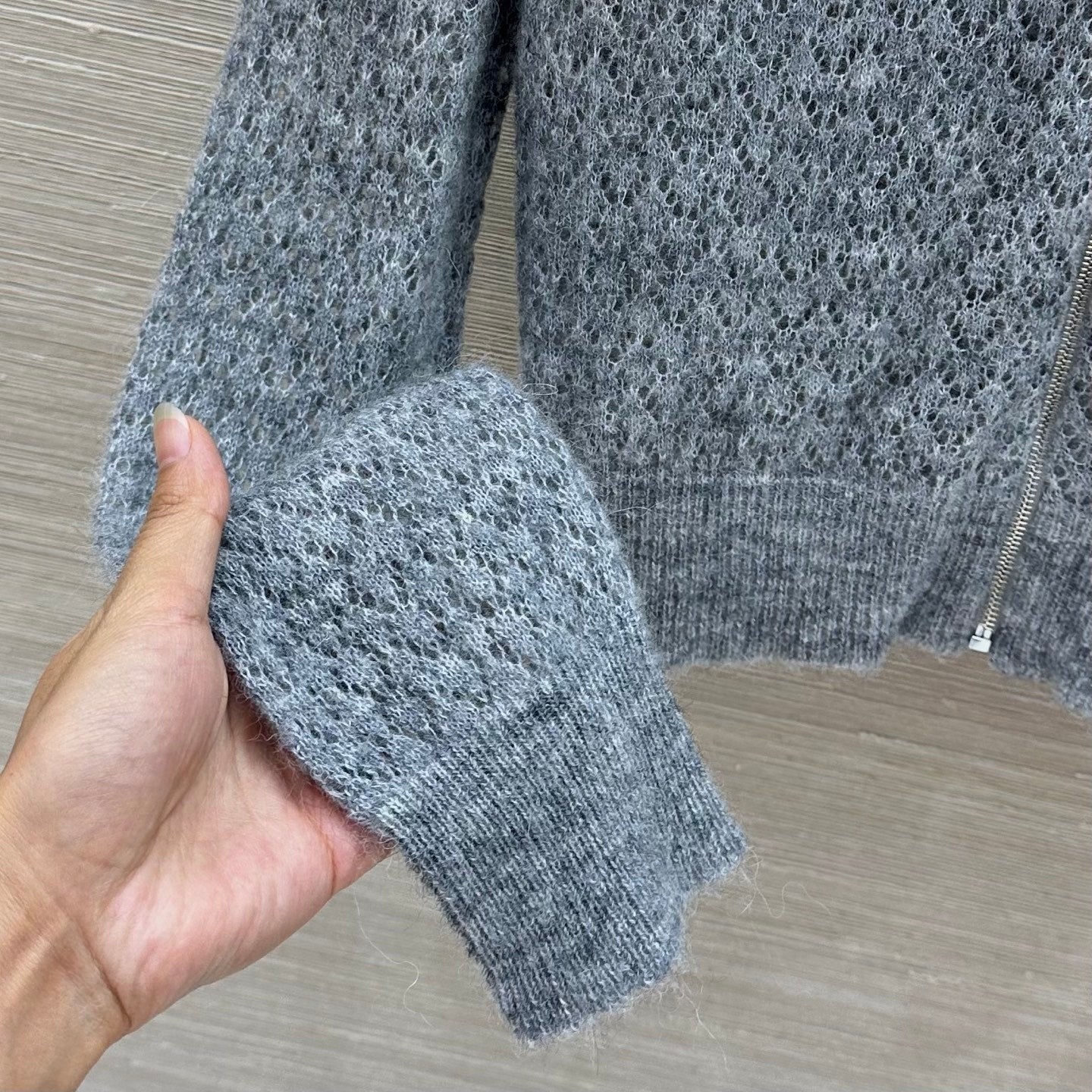 Miumiu 2026 Lace-trimmed Collared Knit Cardigan Grey Wool 837496