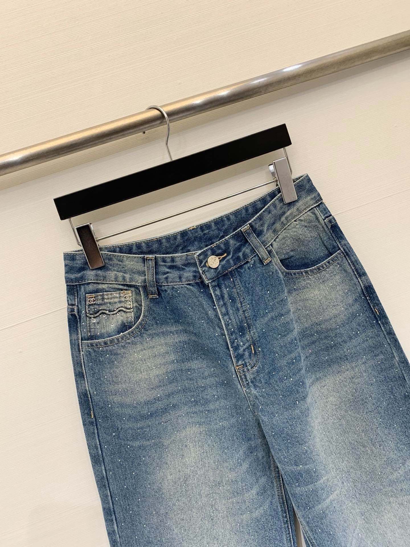 Chanel 2026 Rhinestone-Embellished Straight-Leg Jeans 155198