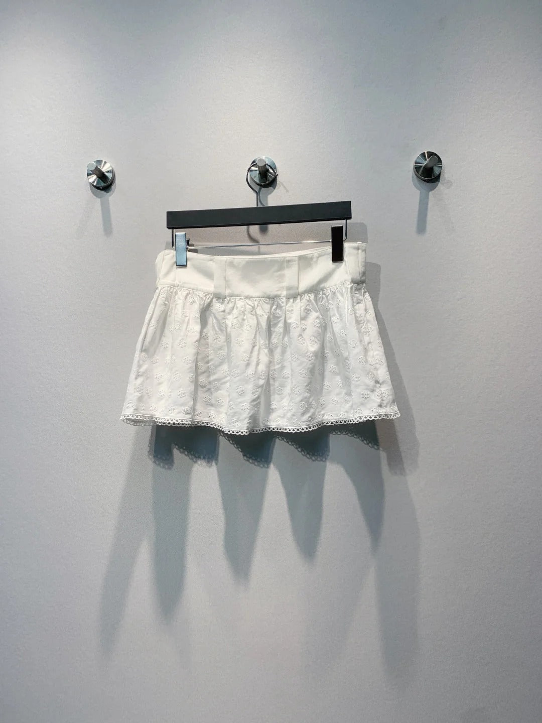MiuMiu 2026 White Lace Mini Skirt 400393