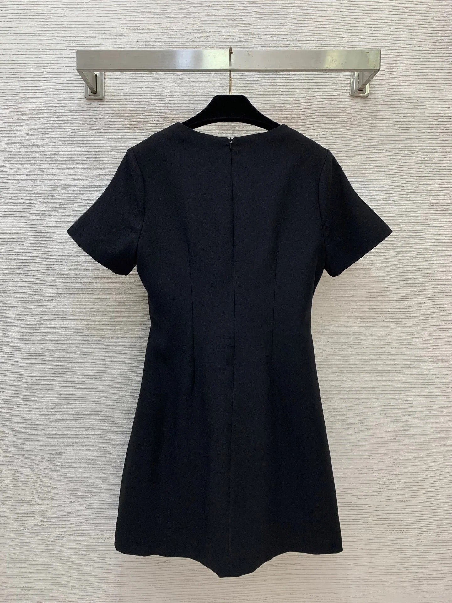 Chanel Slim-Fit Round Neck Short-Sleeved Dress In Polyester 367147