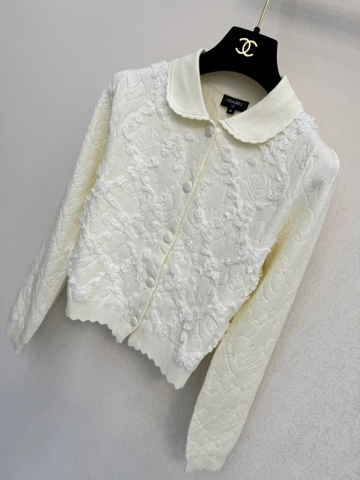 Chanel 2026 Cardigan Cream-white Wool 424706