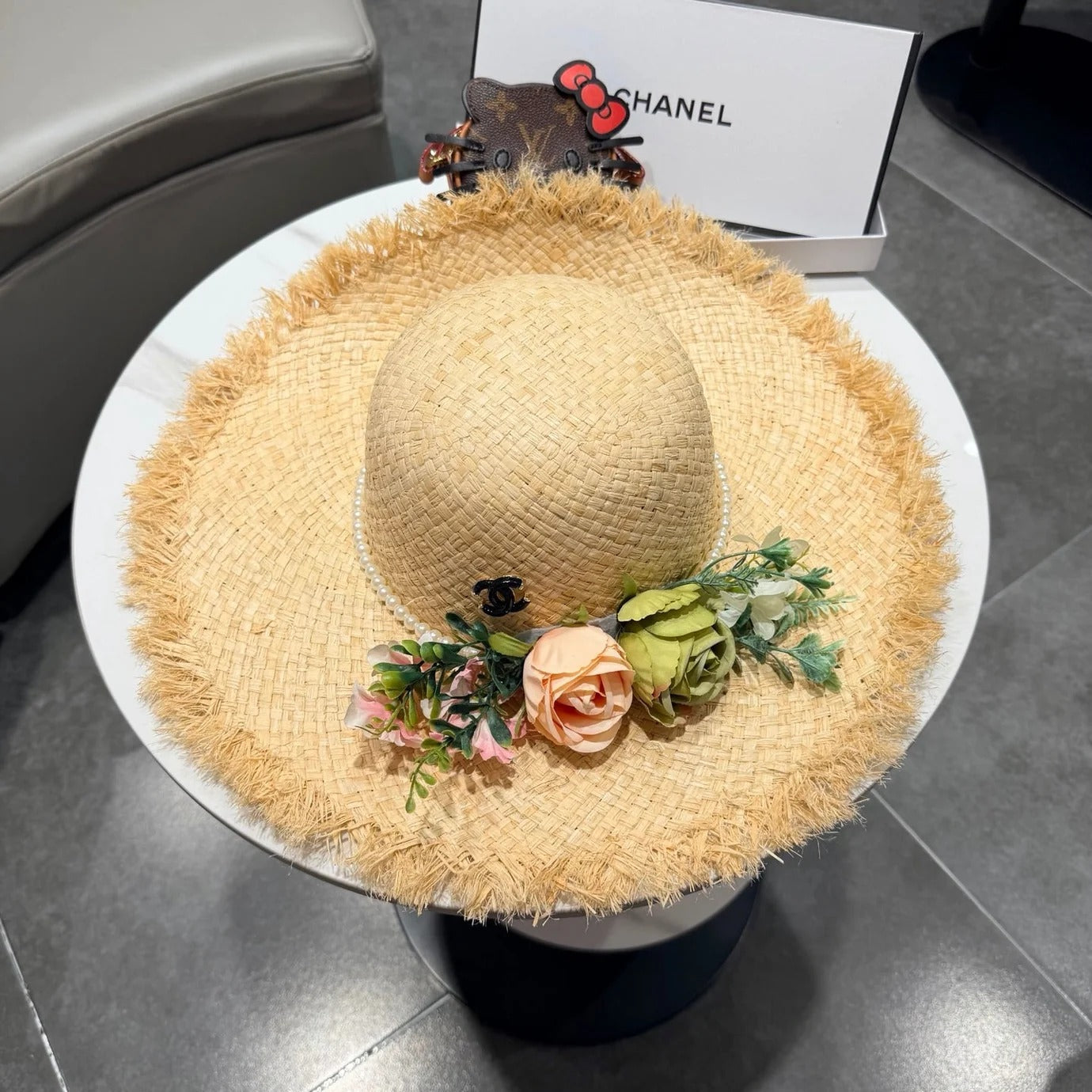 Chanel Flower Raffia Straw Wide-brimmed Hat 400708