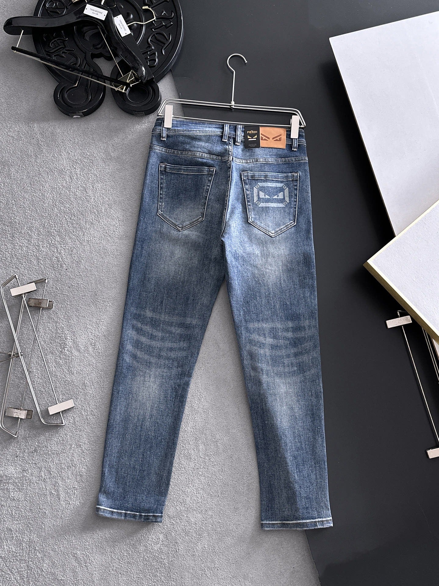 Fendi 2026 Men's Jeans Blue Denim 802138