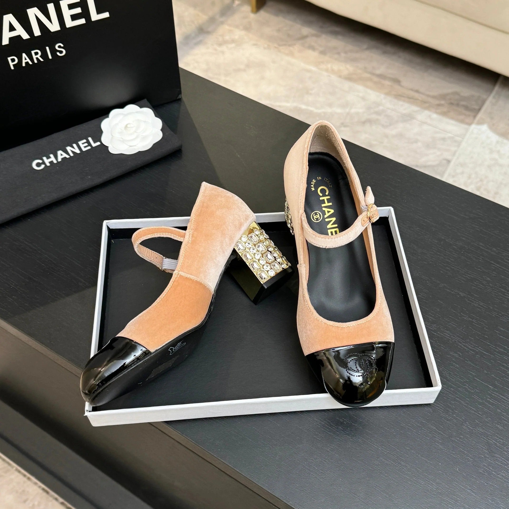 CC 2026 Mary Jane 65 Beige Black Velvet Leather 700646