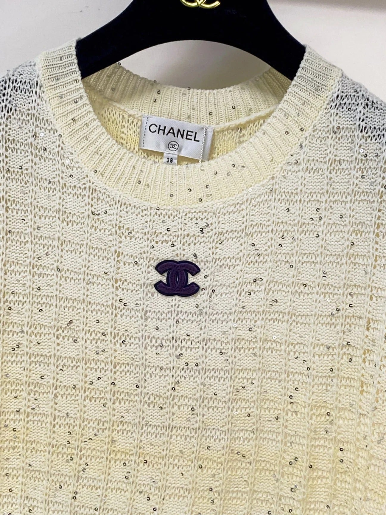 Chanel Short-Sleeve T-Shirt Light Yellow in Wool 283191