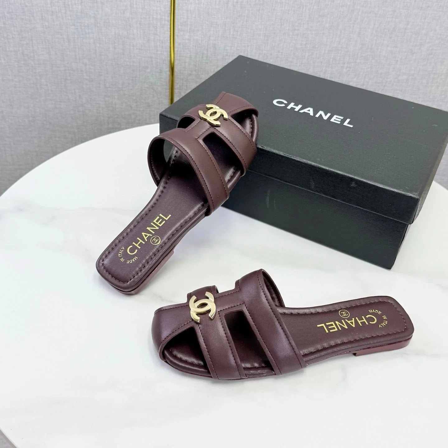 Chanel 2026 Double C Cutout Slipper Sheepskin 904592