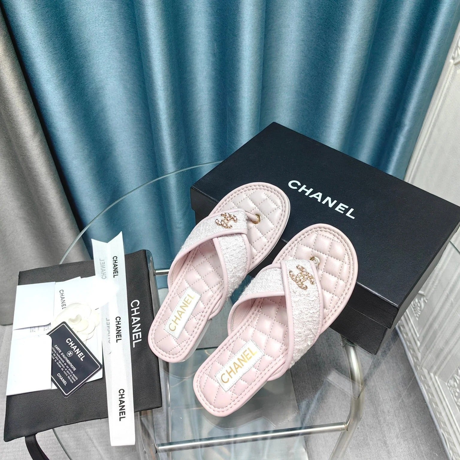 Chanel 26P Flip-Flops Light Pink in Woven 712317