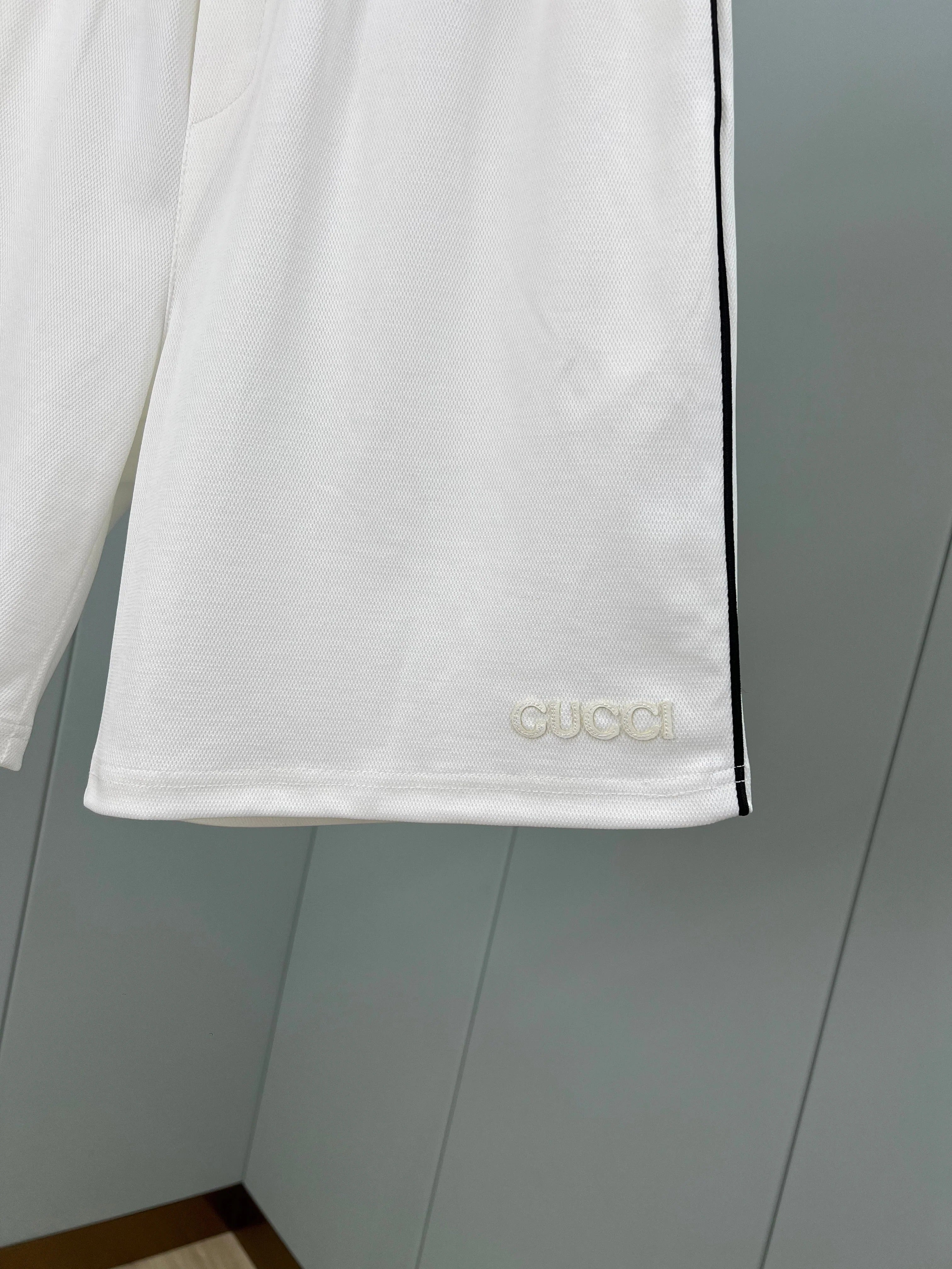 GC 2026 Men's Casual Shorts White Cotton Fabric 696057