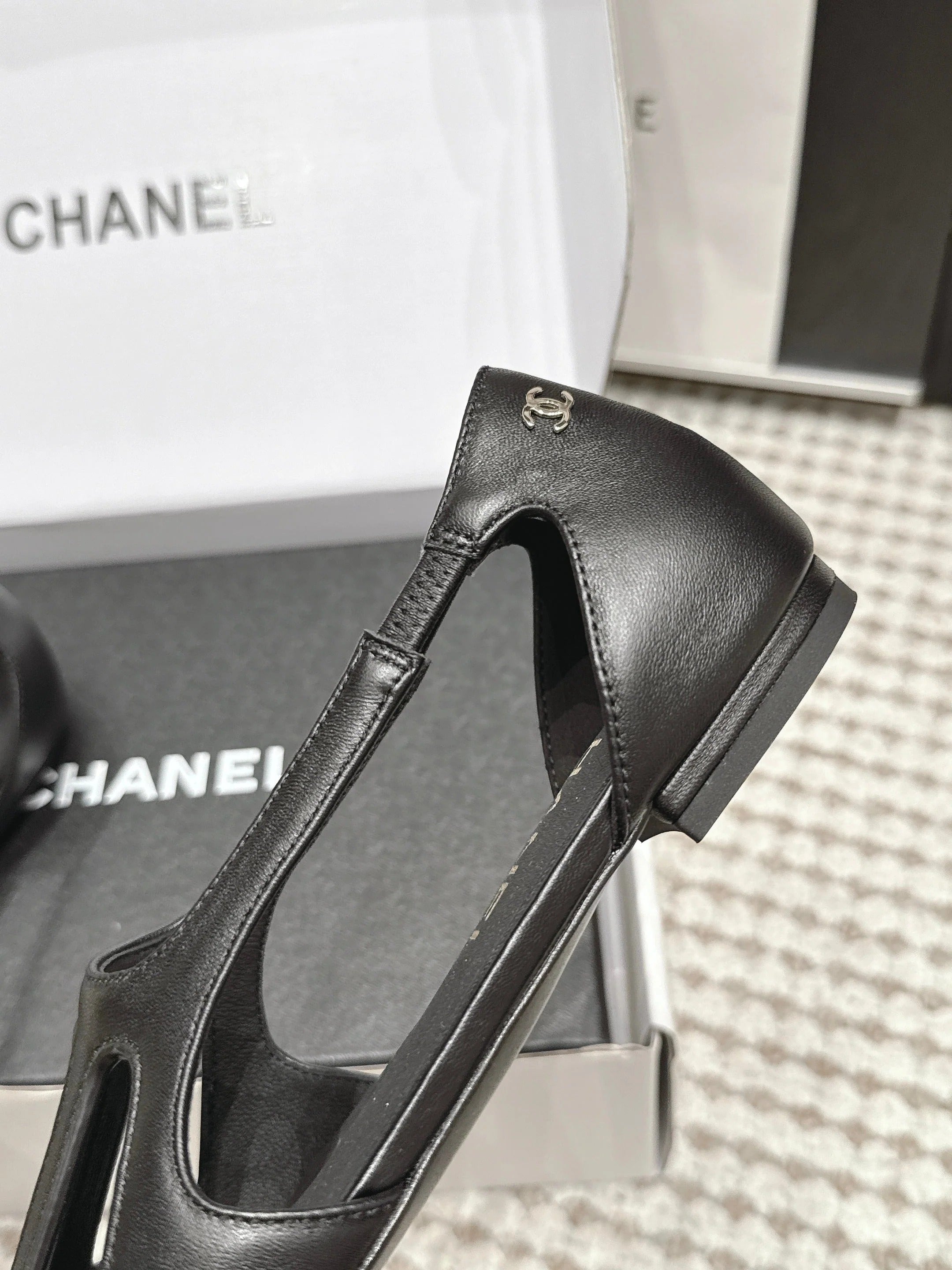 Chanel 2026 Cut-Out Ballet Flats Black Sheepskin 930620