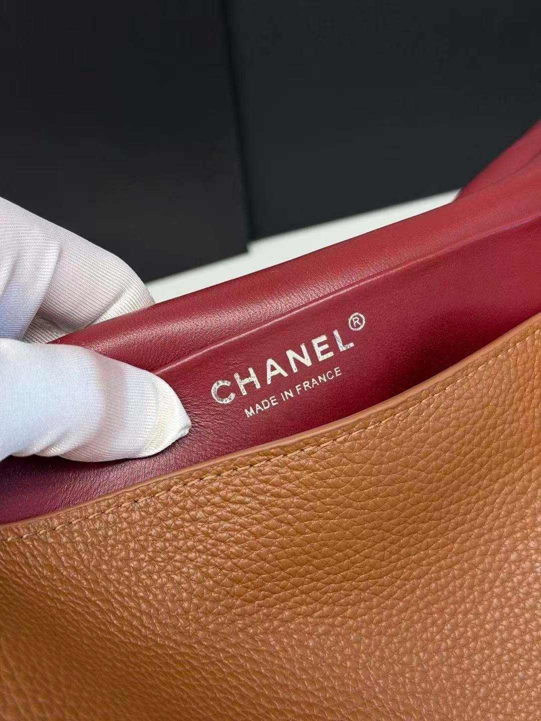 Chanel 2026 Maxi Flap Bag 38.5cm Camel Brown Grained Calfskin