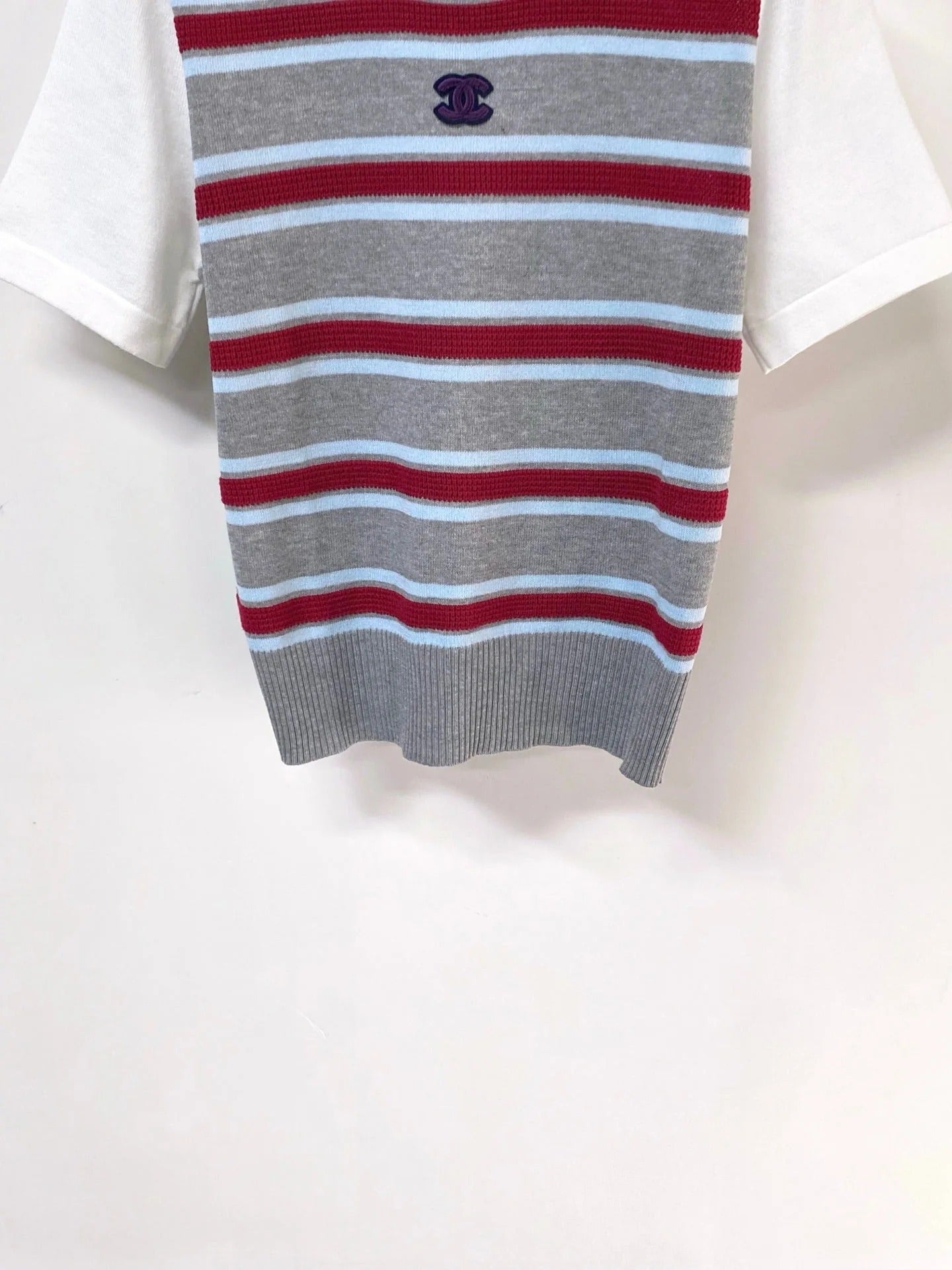 Chanel Short-Sleeve T-Shirt Gray in Acrylic 287140