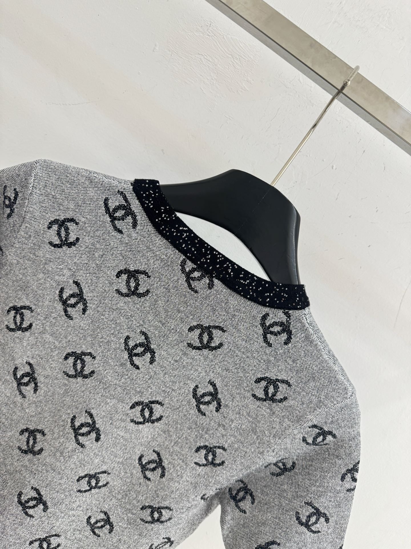 Chanel 26 Grey Knit Top Gray in Viscose 327141