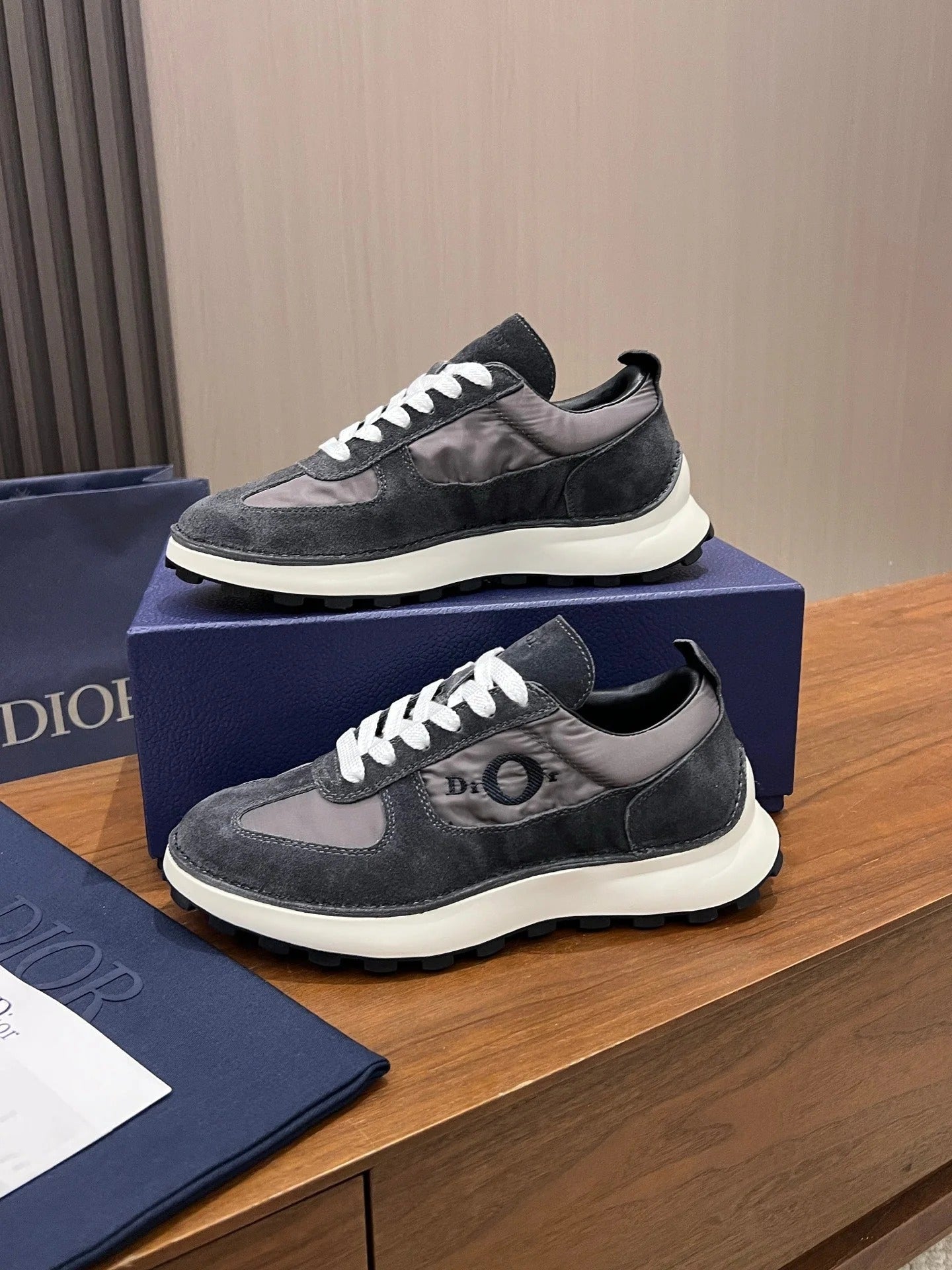 Dior 2026 Sneaker Suede 904794