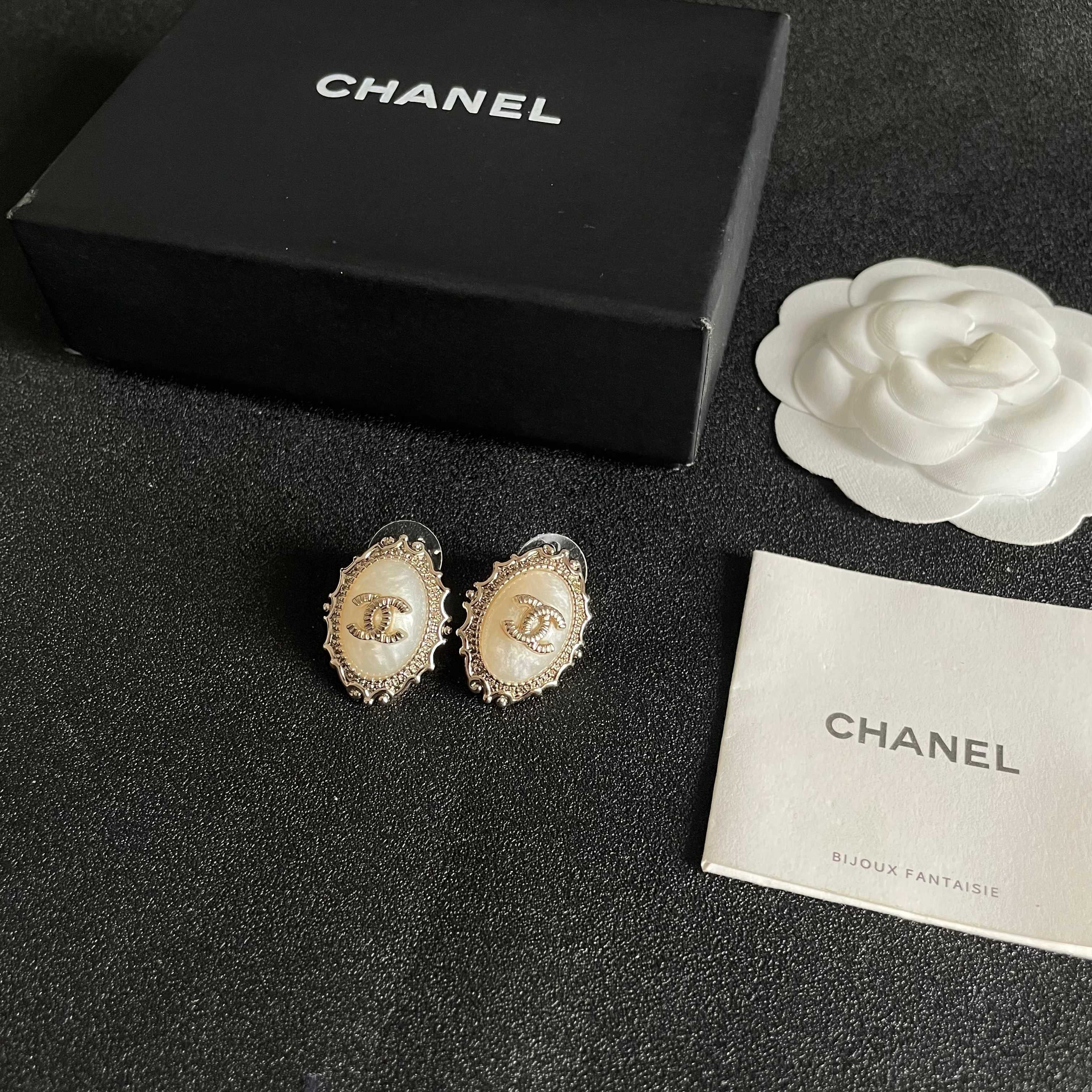 CC Double C White Pearl Gold Earrings