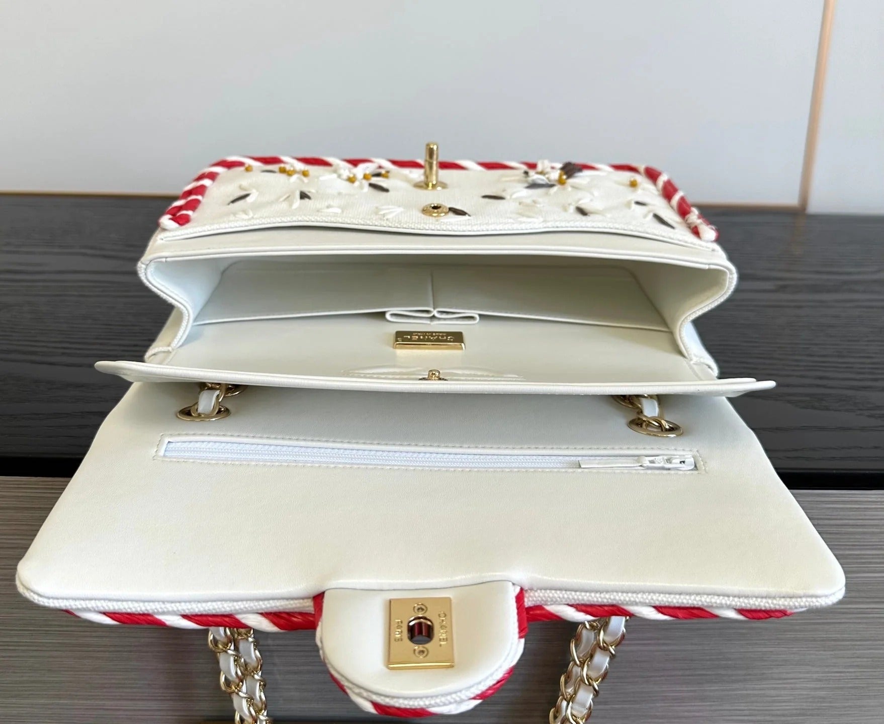 Chanel 2026 Classic 11.12 Bag 25.5cm White Red Woven Leather