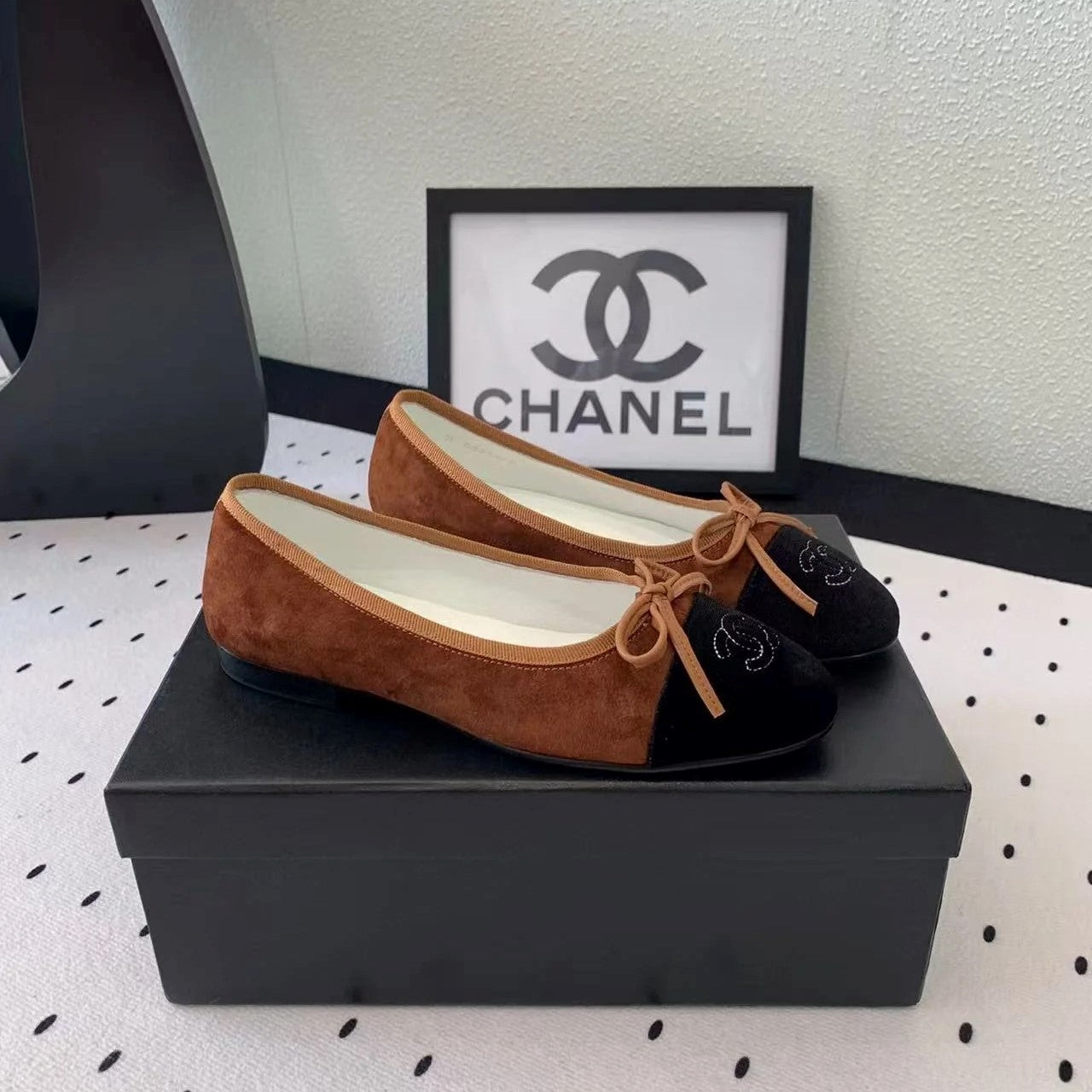 CC 25 Ballet Flat Black and Brown Suede