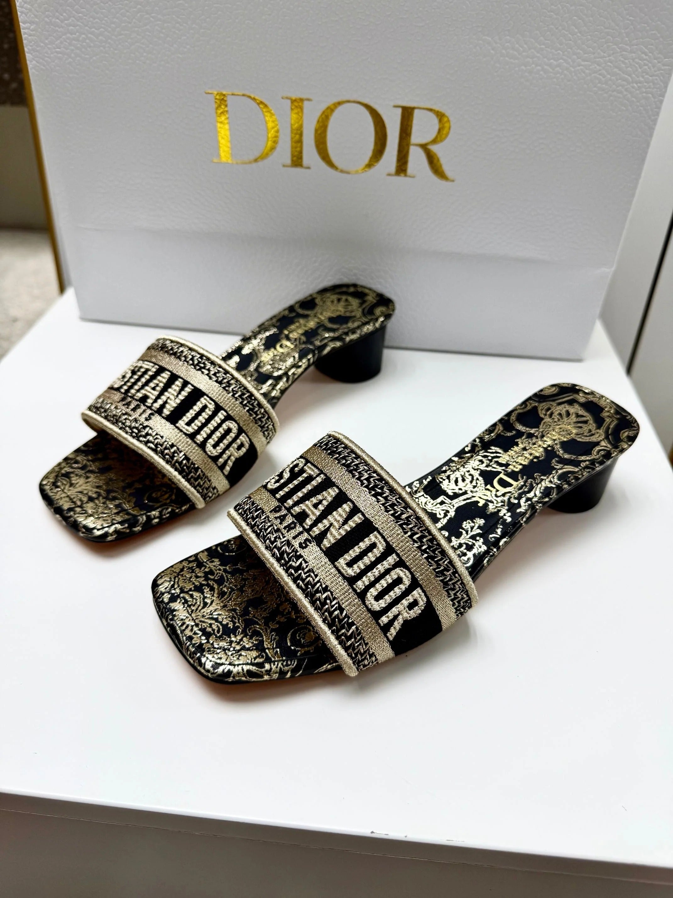 CD 26s Embroidered Sandals White Gold Genuine Leather 683023