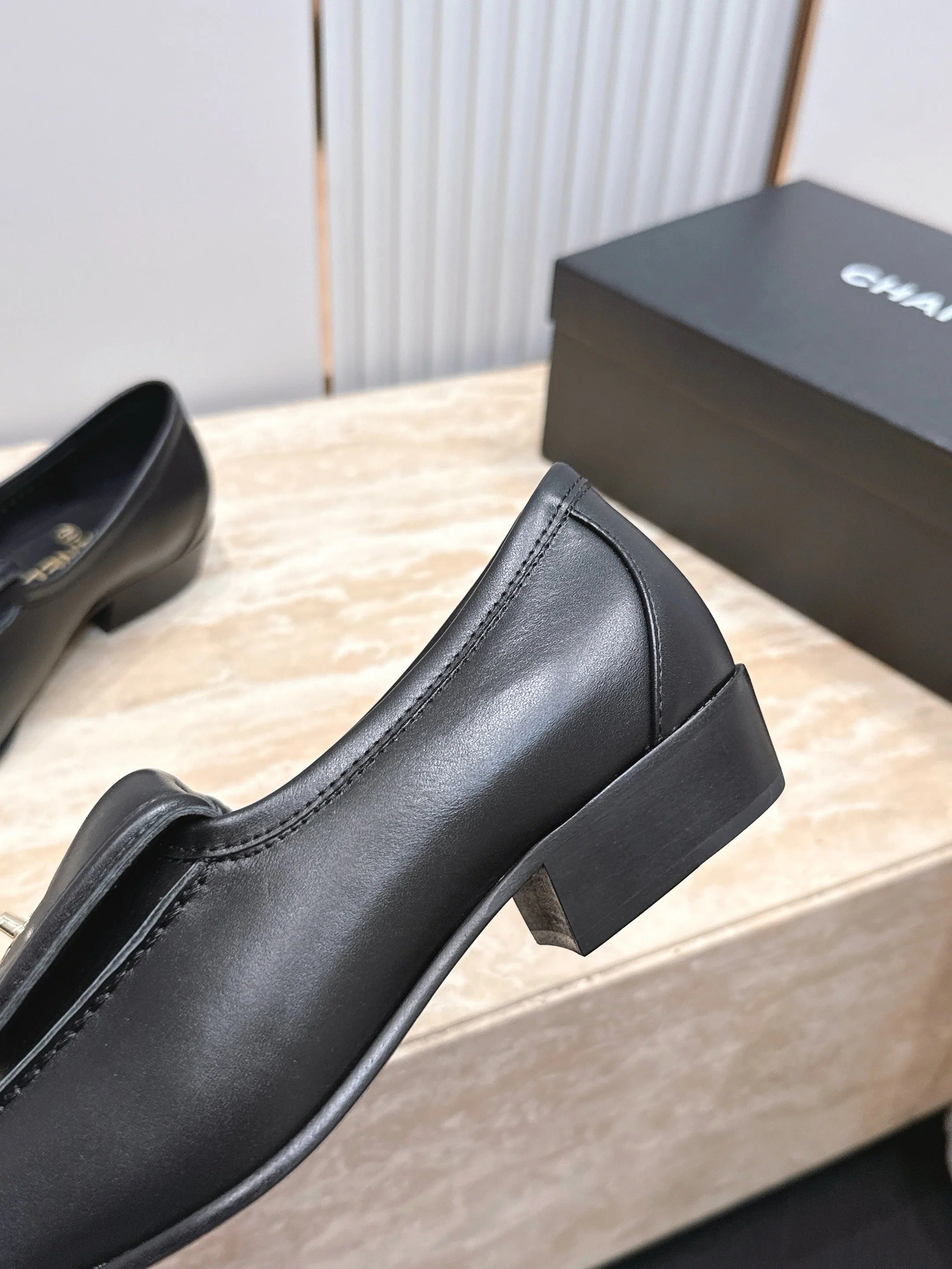 Channel 2026 Loafer 35mm Suede Calfskin 899062