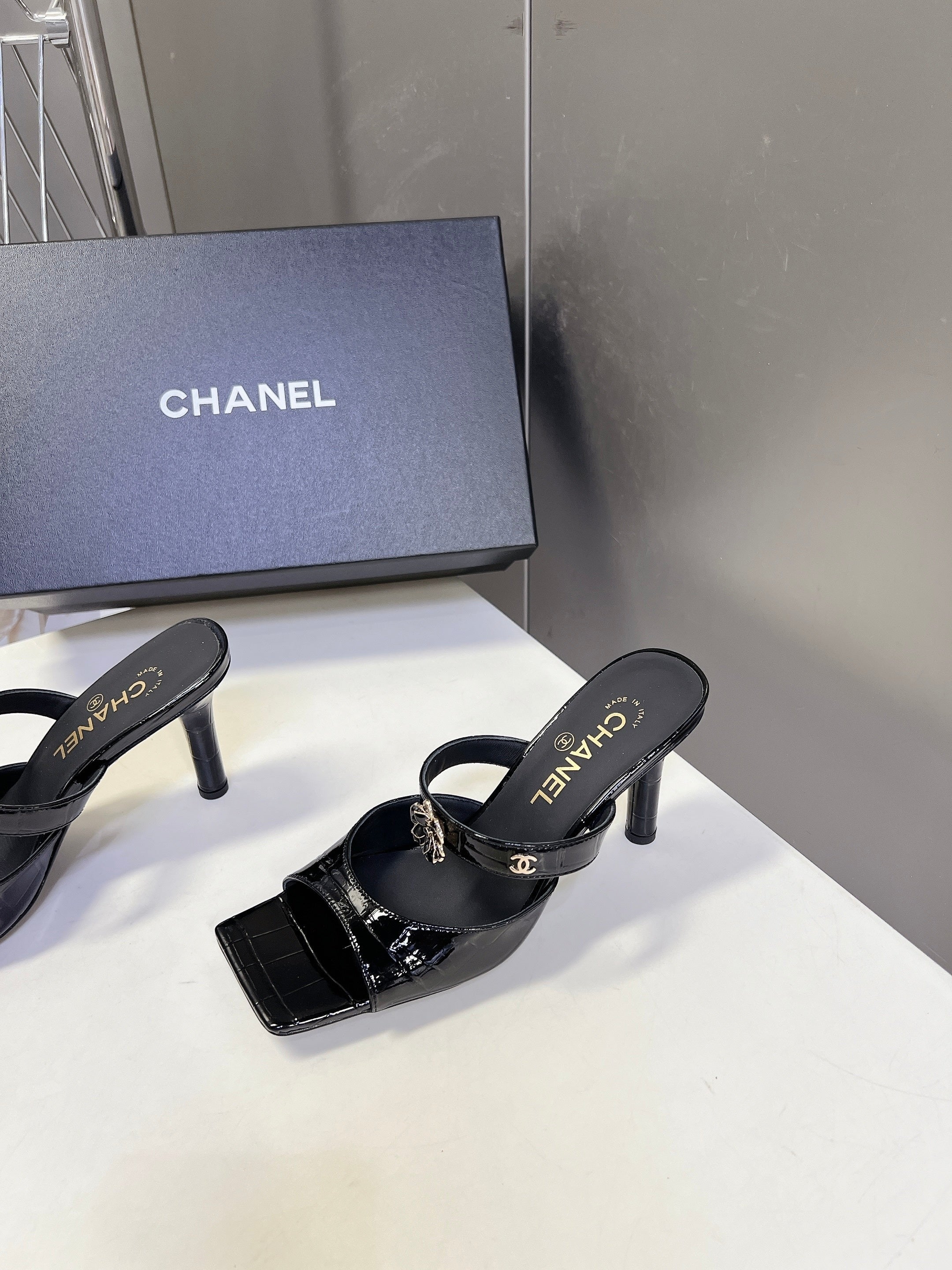 Channel 2026 Mule 70mm Embossing And Suede Calfskin 895349