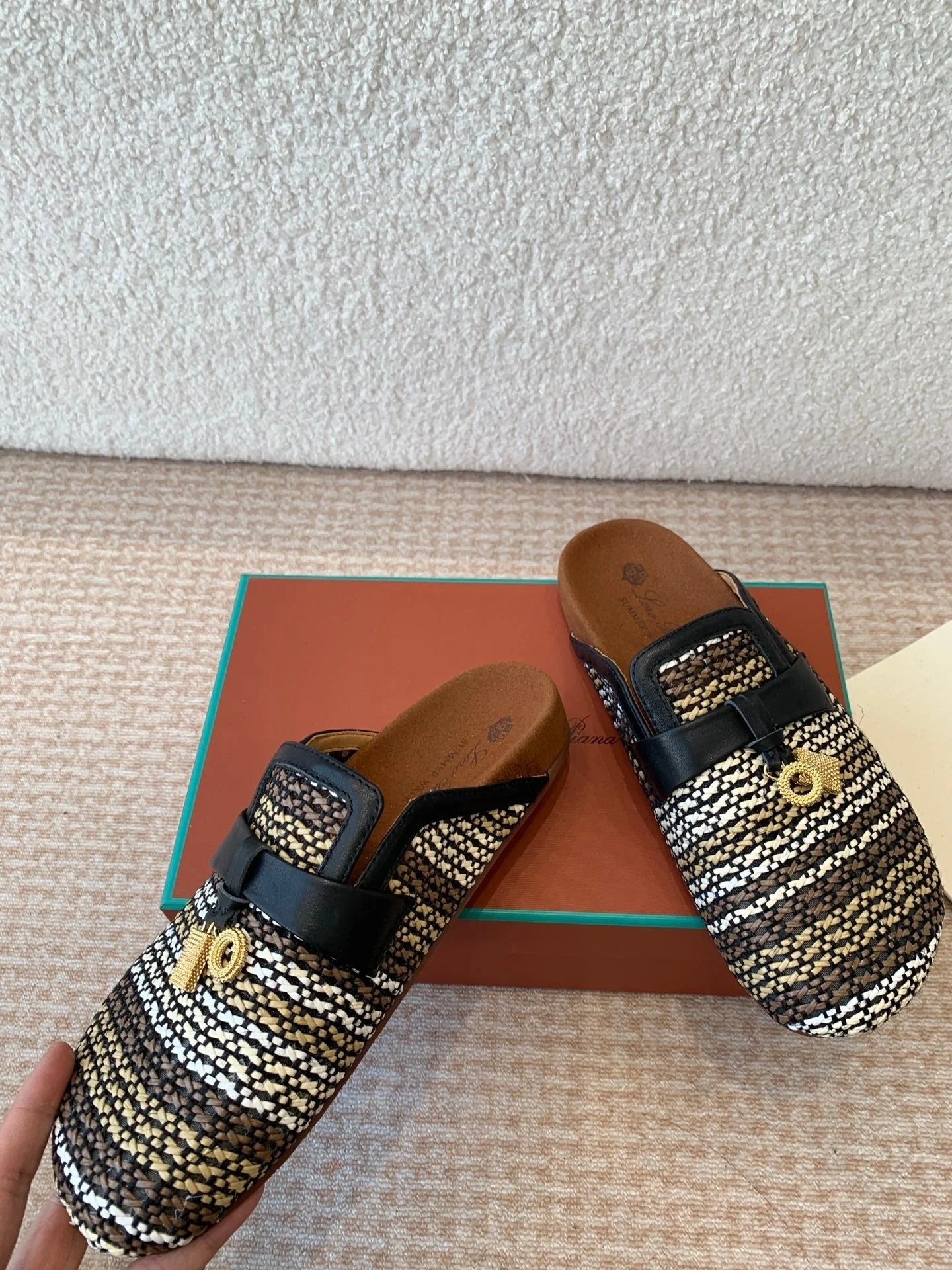 BUBBLE IN MULTICOLOR RAFFIA GOLD HARDWARE