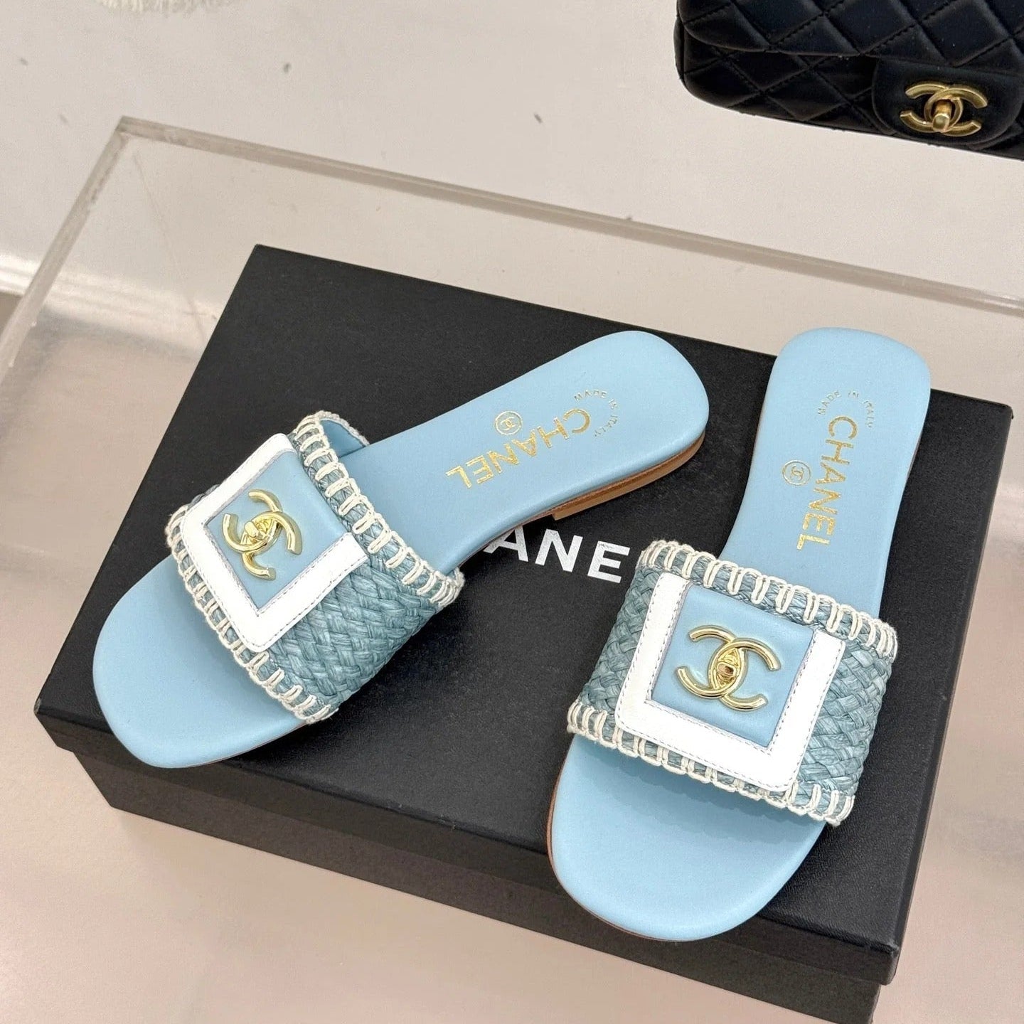 CC 2026 Slip-On Sandals Raffia Sheepskin Gold Logo